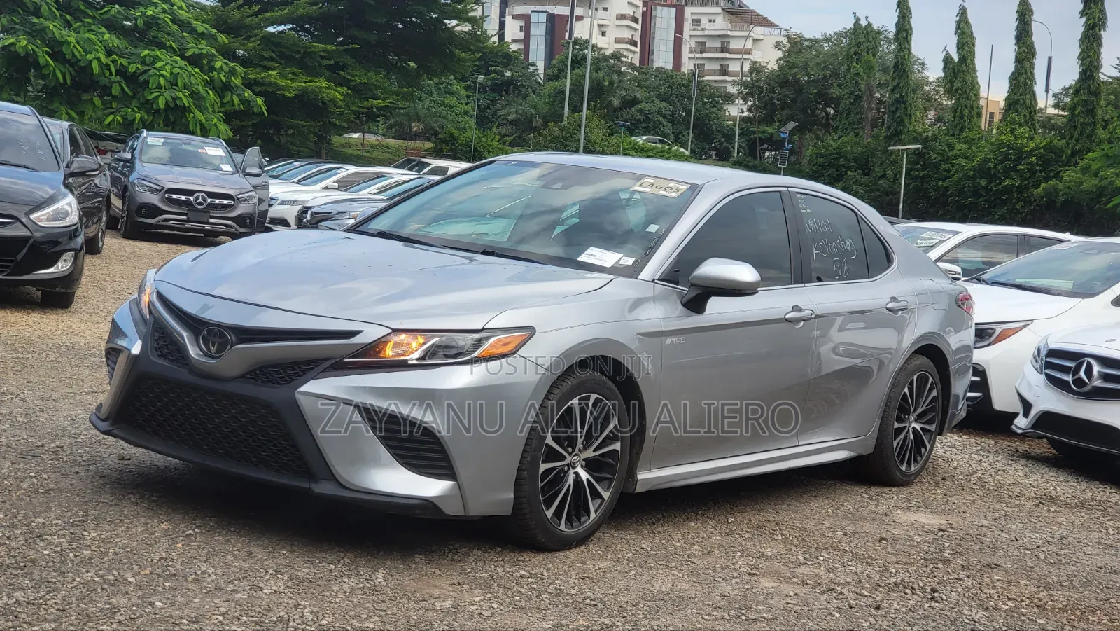 Toyota Camry 2019 Silver