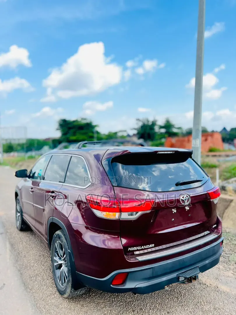 Toyota Highlander 2019 Green