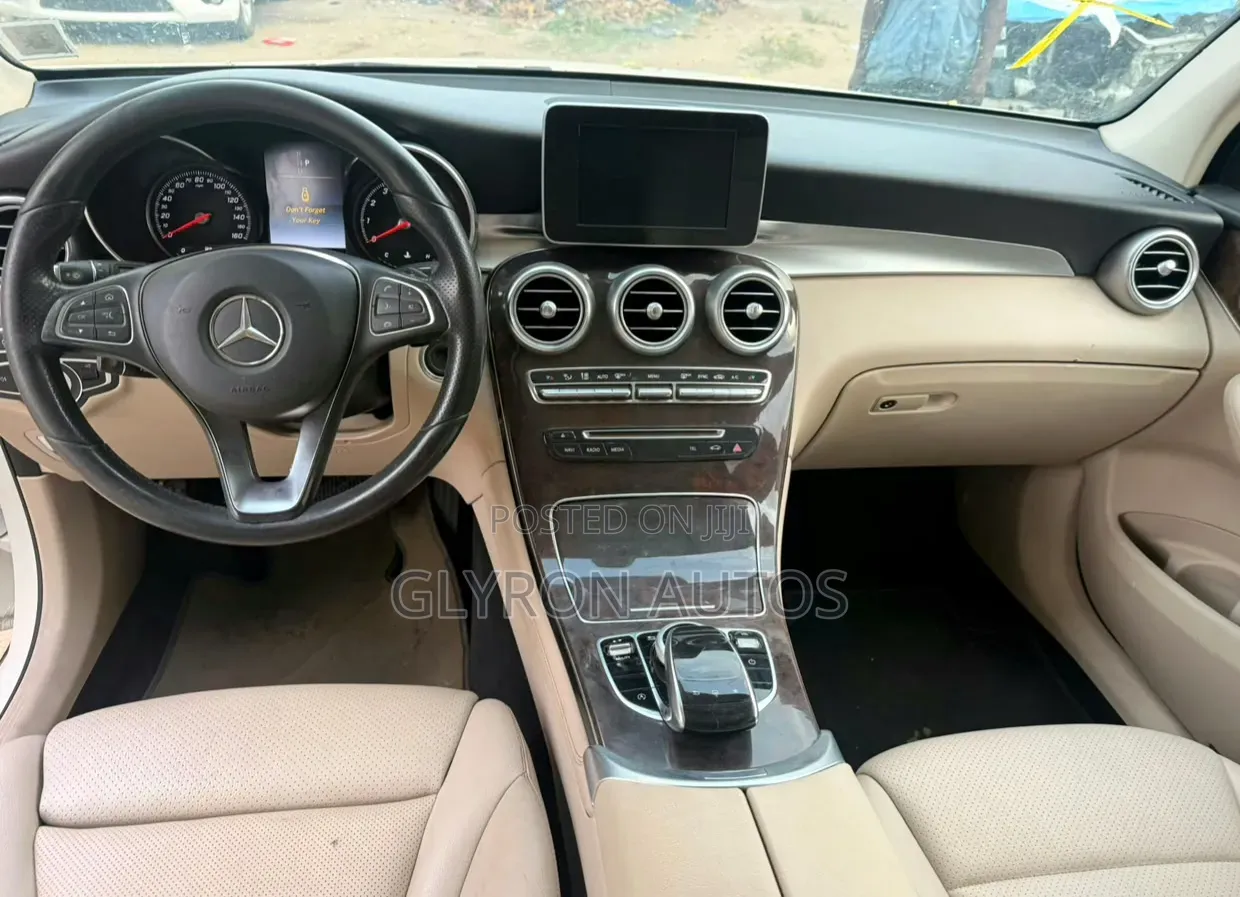 Mercedes-Benz GLC-Class 2018 White