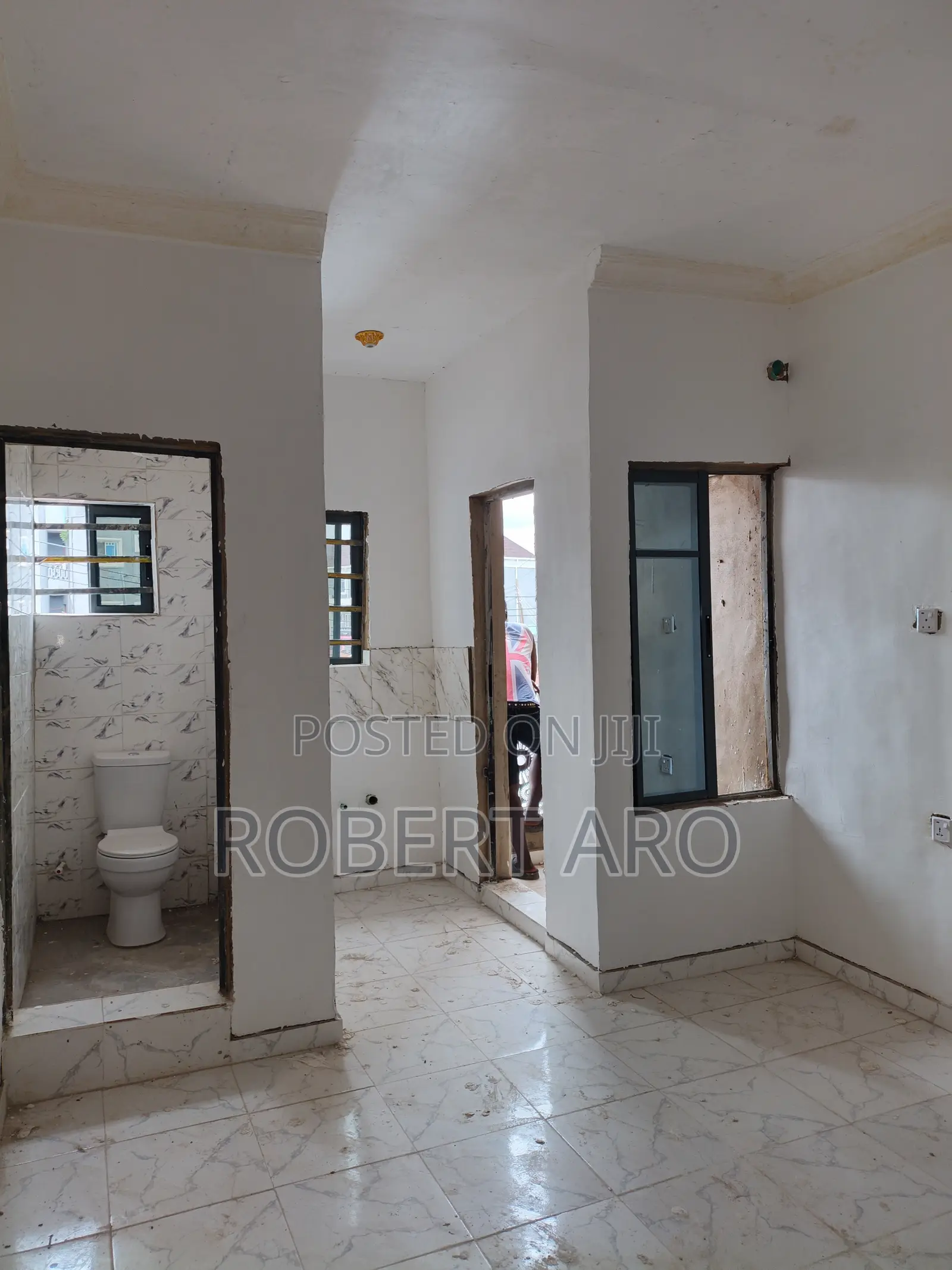 Studio Apartment in Shomolu / Shomolu for sale