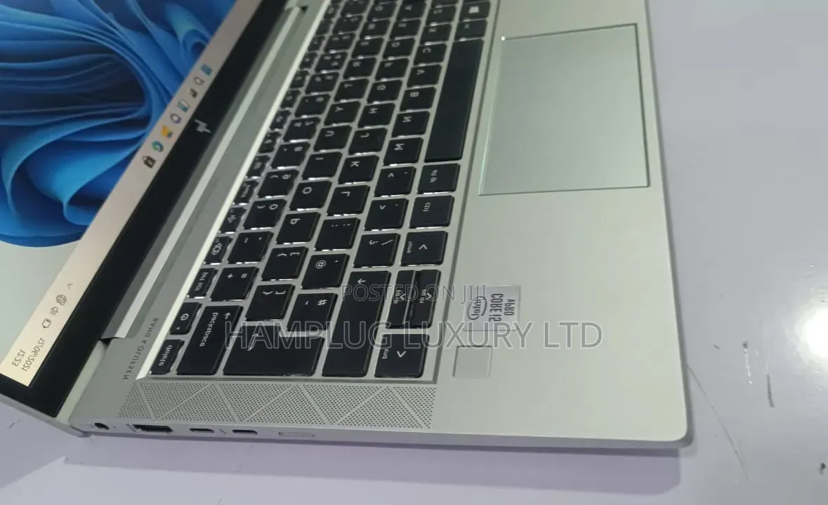 Laptop HP EliteBook 830 G7 8GB Intel Core i5 SSD 256GB