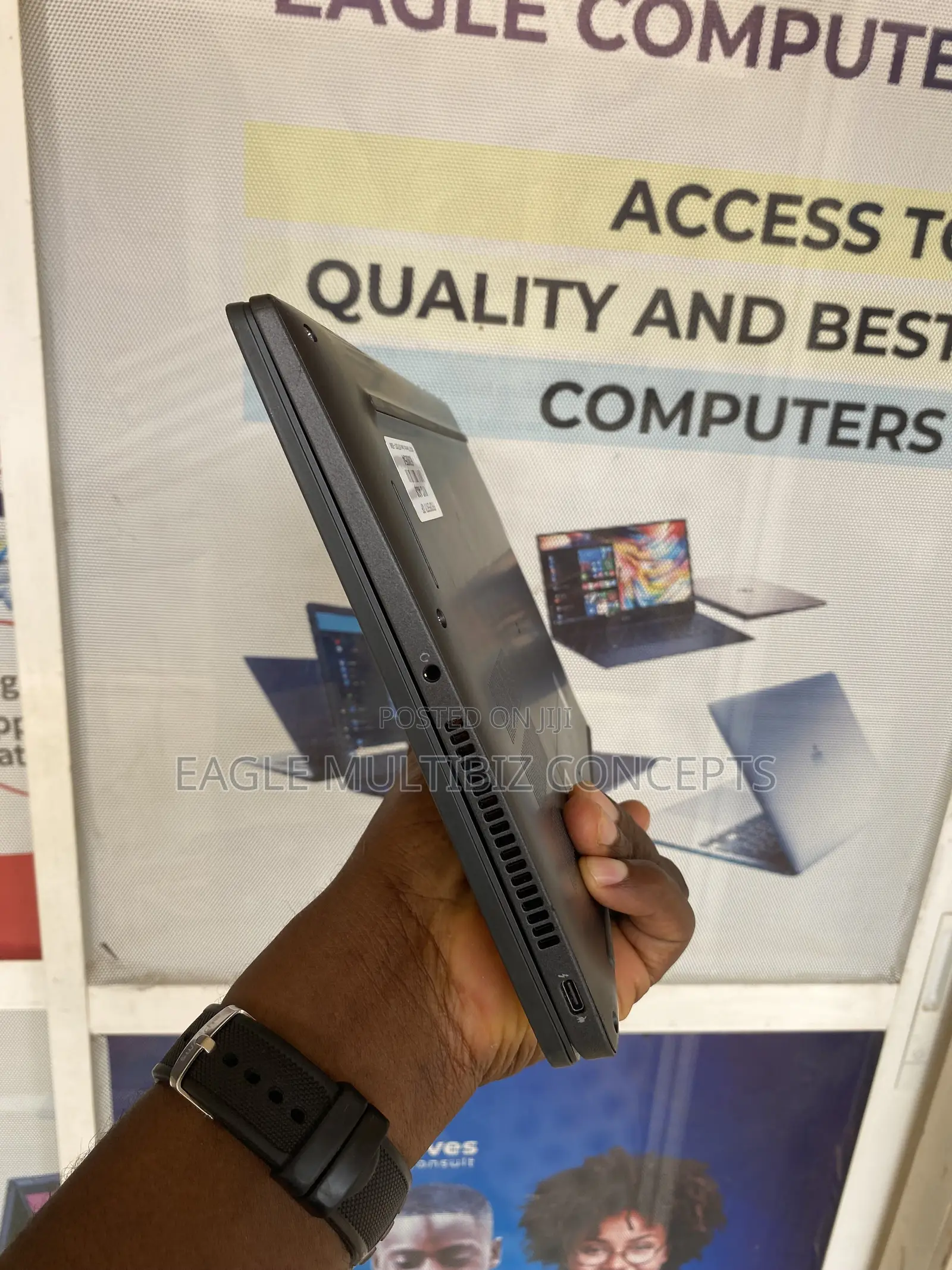 Laptop Dell Latitude 7400 8GB Intel Core i5 SSD 256GB