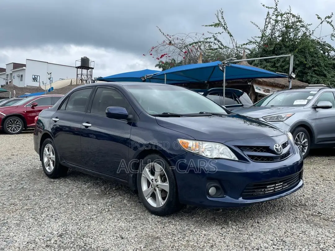 Toyota Corolla 2013 Blue