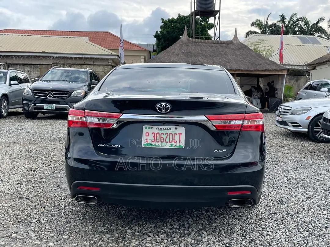 Toyota Avalon 2013 Black