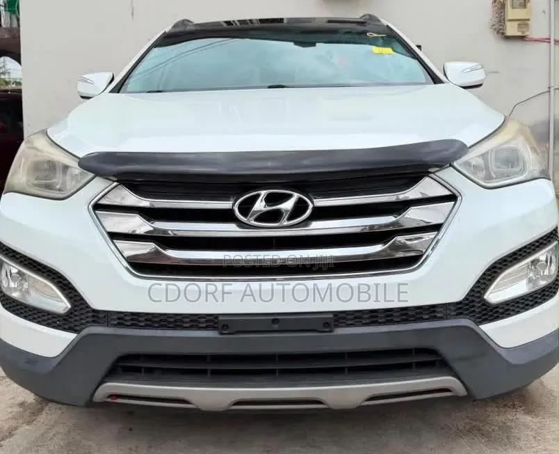 Hyundai Santa Fe 2014 White
