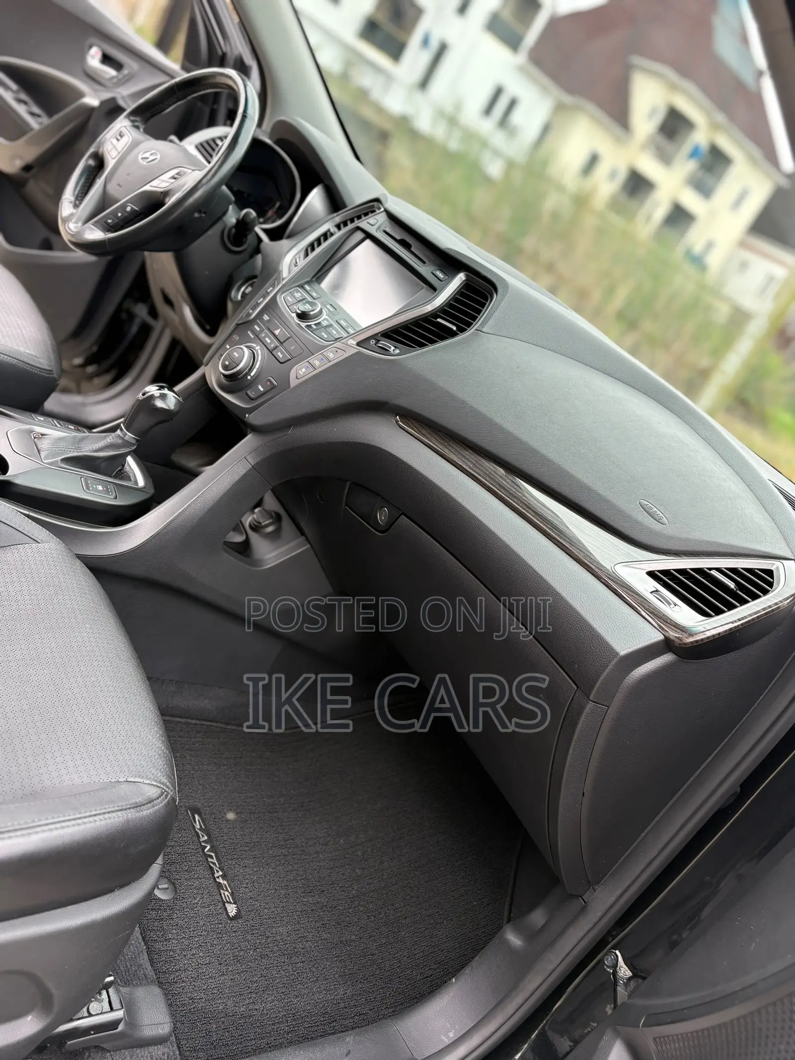 Hyundai Santa Fe Limited 4dr SUV AWD (3.3L 6cyl 6A) 2015 Black