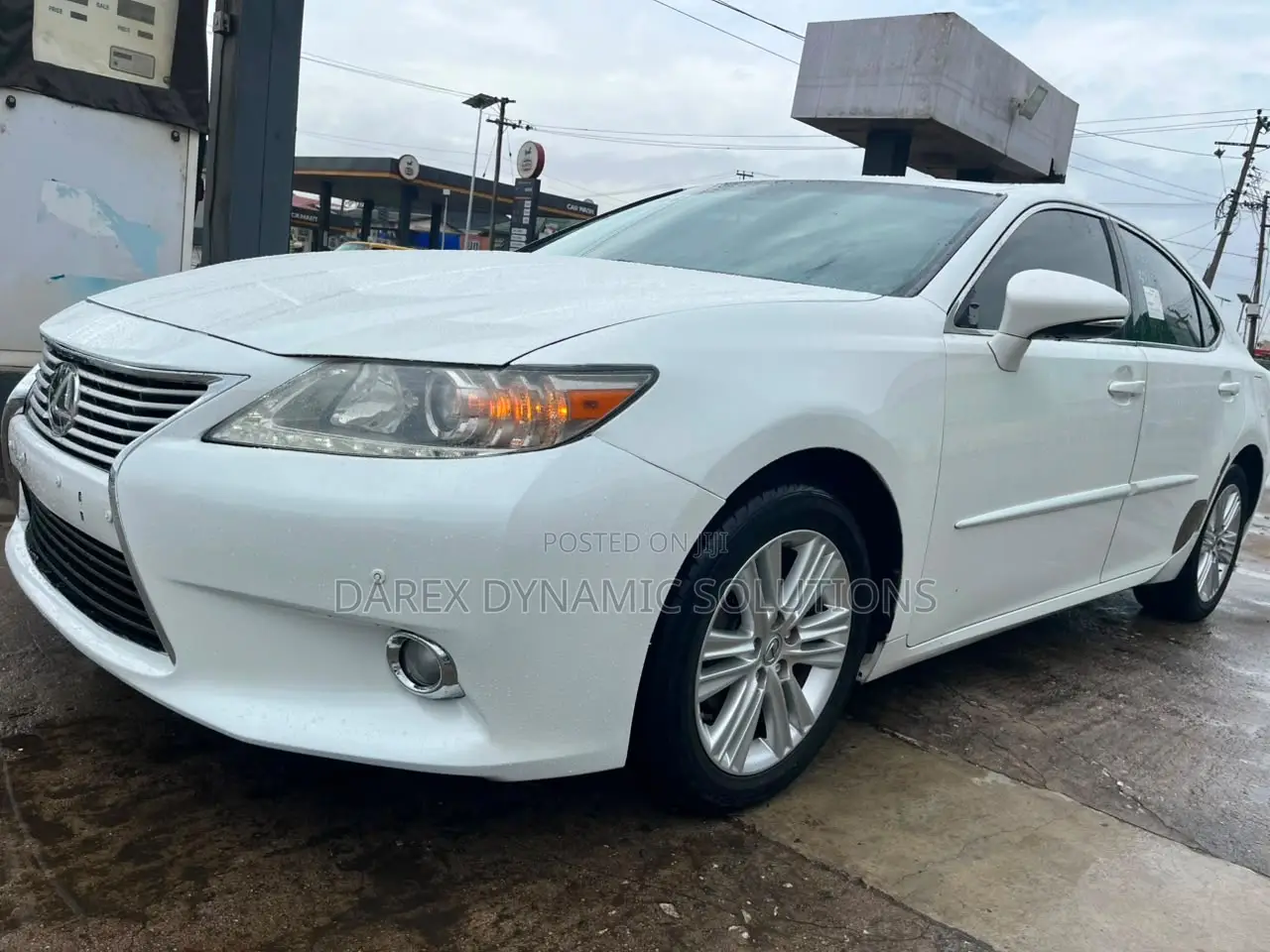 Lexus ES 350 FWD 2014 White