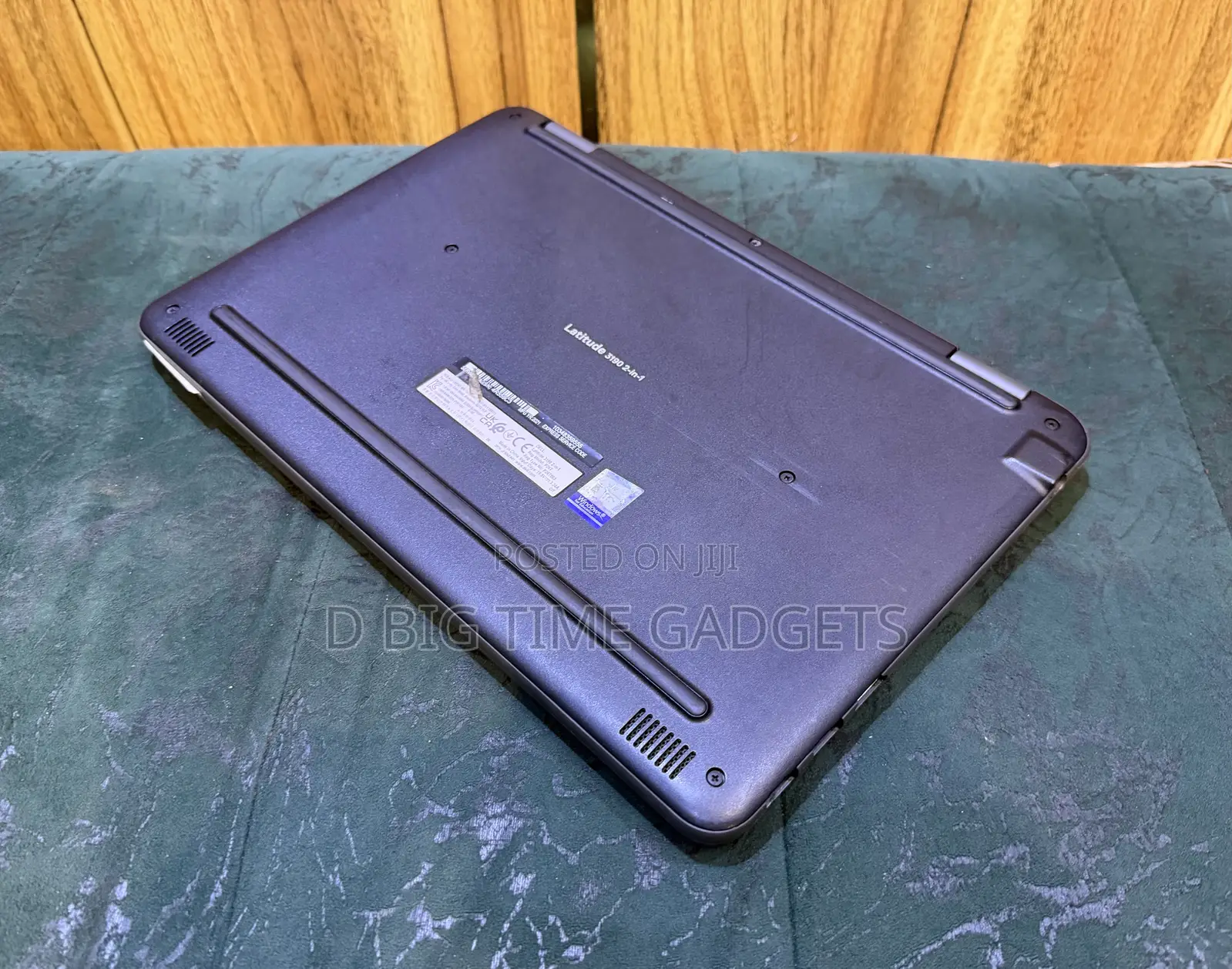 Laptop Dell Latitude 3190 2-in-1 8GB Intel Pentium SSD 128GB