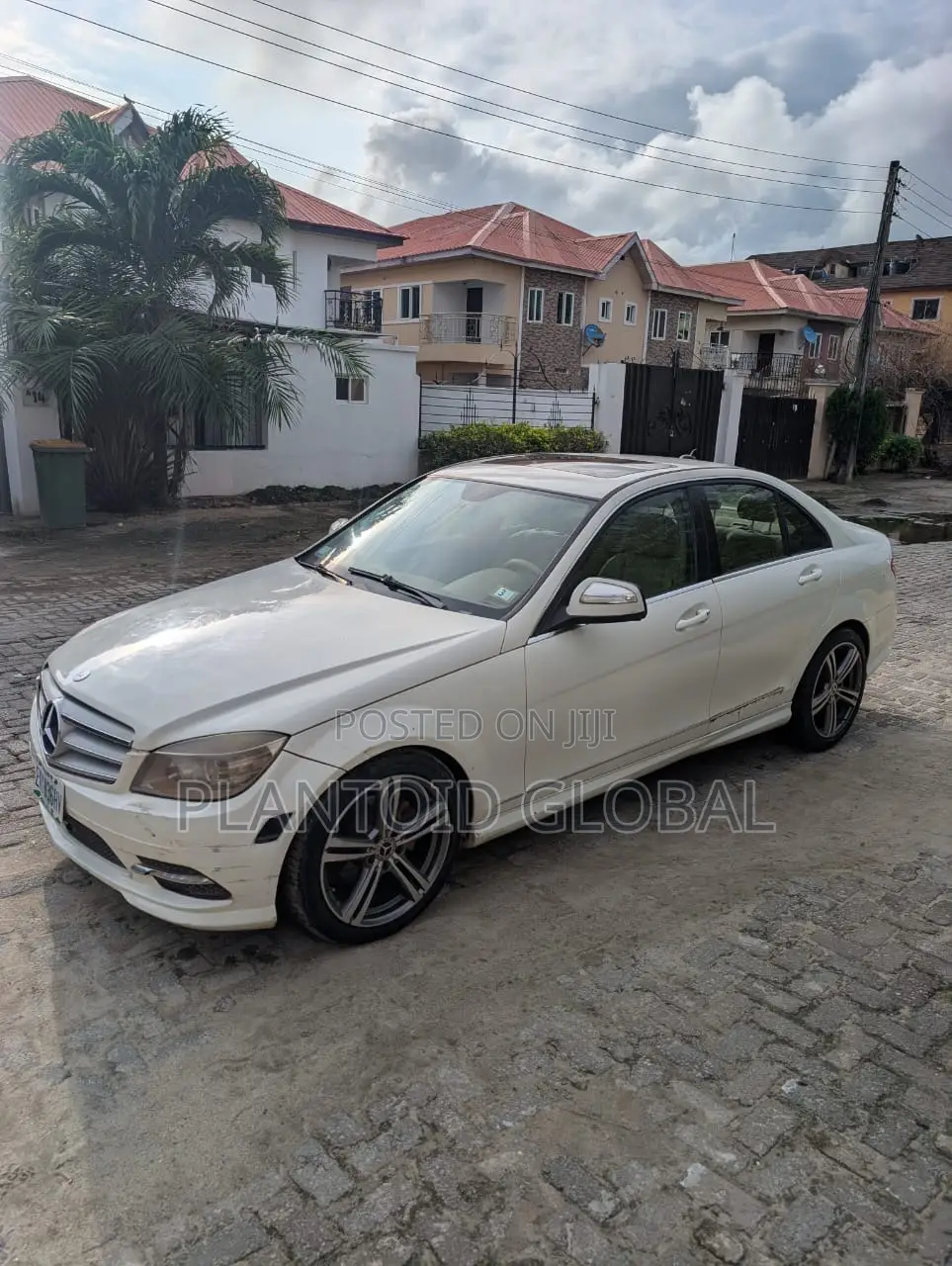 Mercedes-Benz C300 2009 White