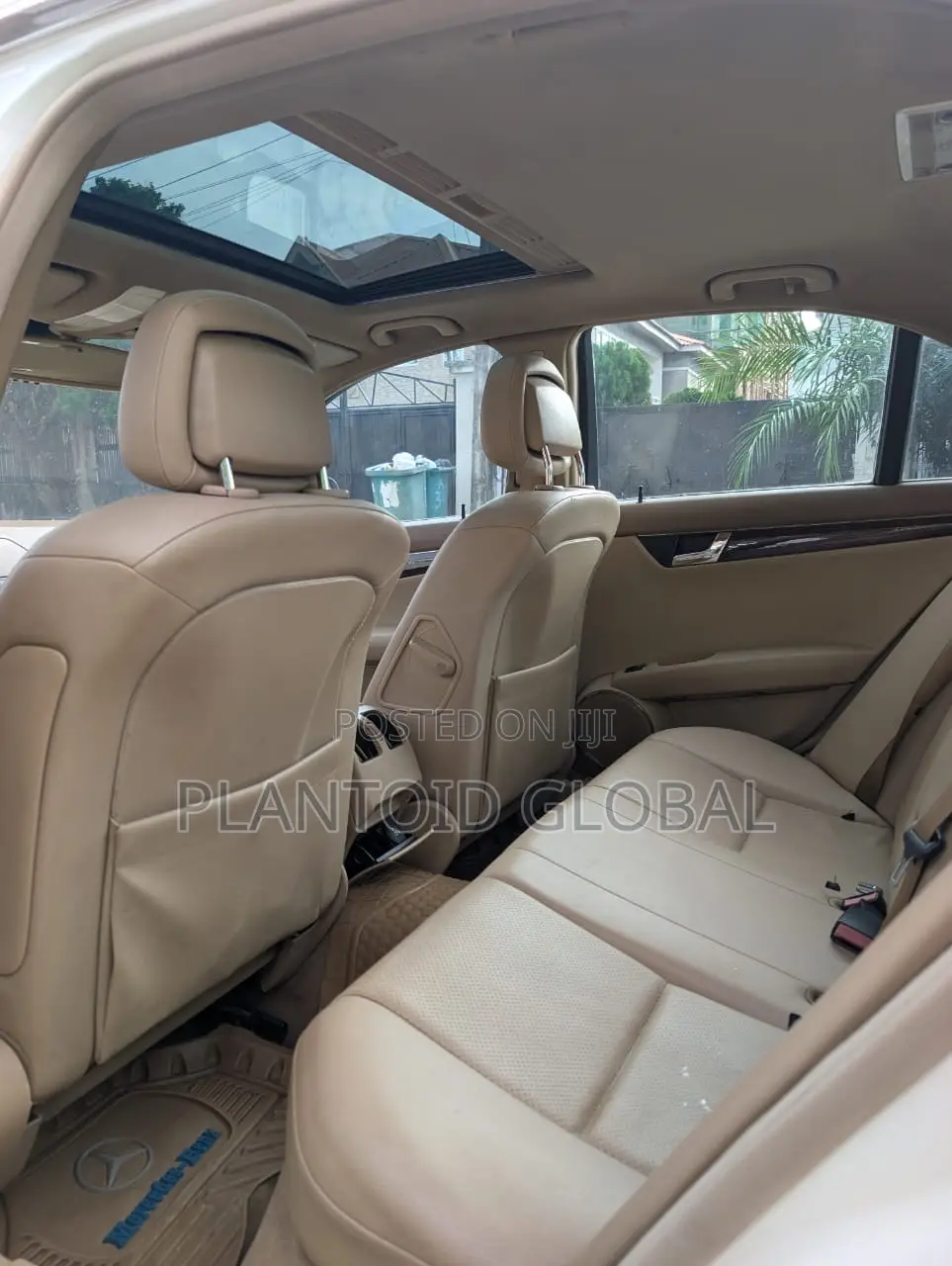 Mercedes-Benz C300 2009 White