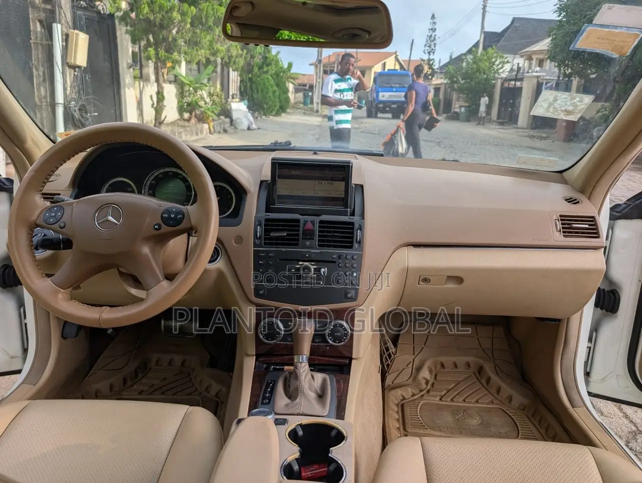 Mercedes-Benz C300 2009 White