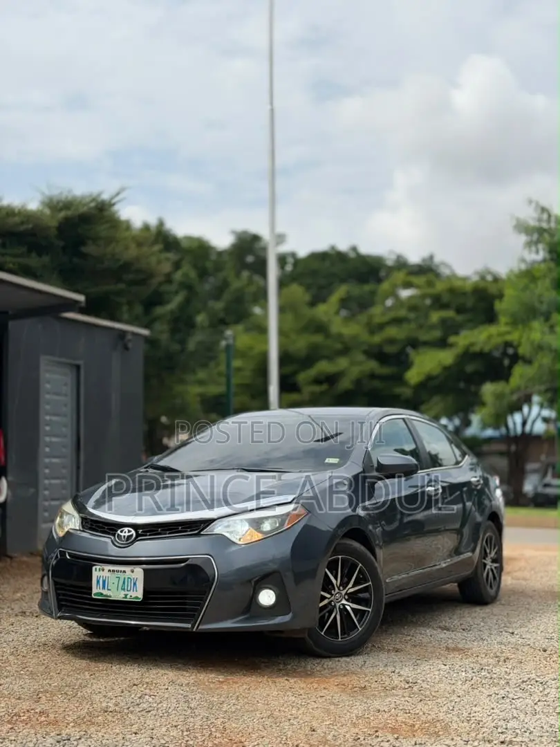 Toyota Corolla 2016 Blue