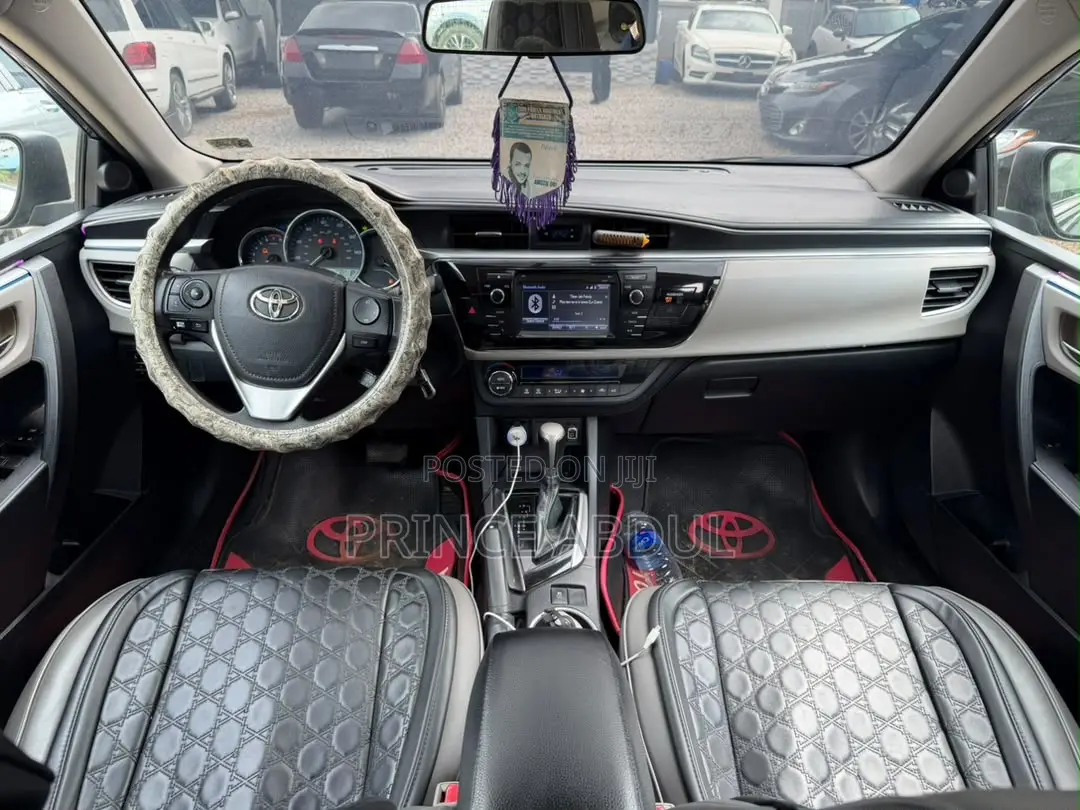 Toyota Corolla 2016 Blue