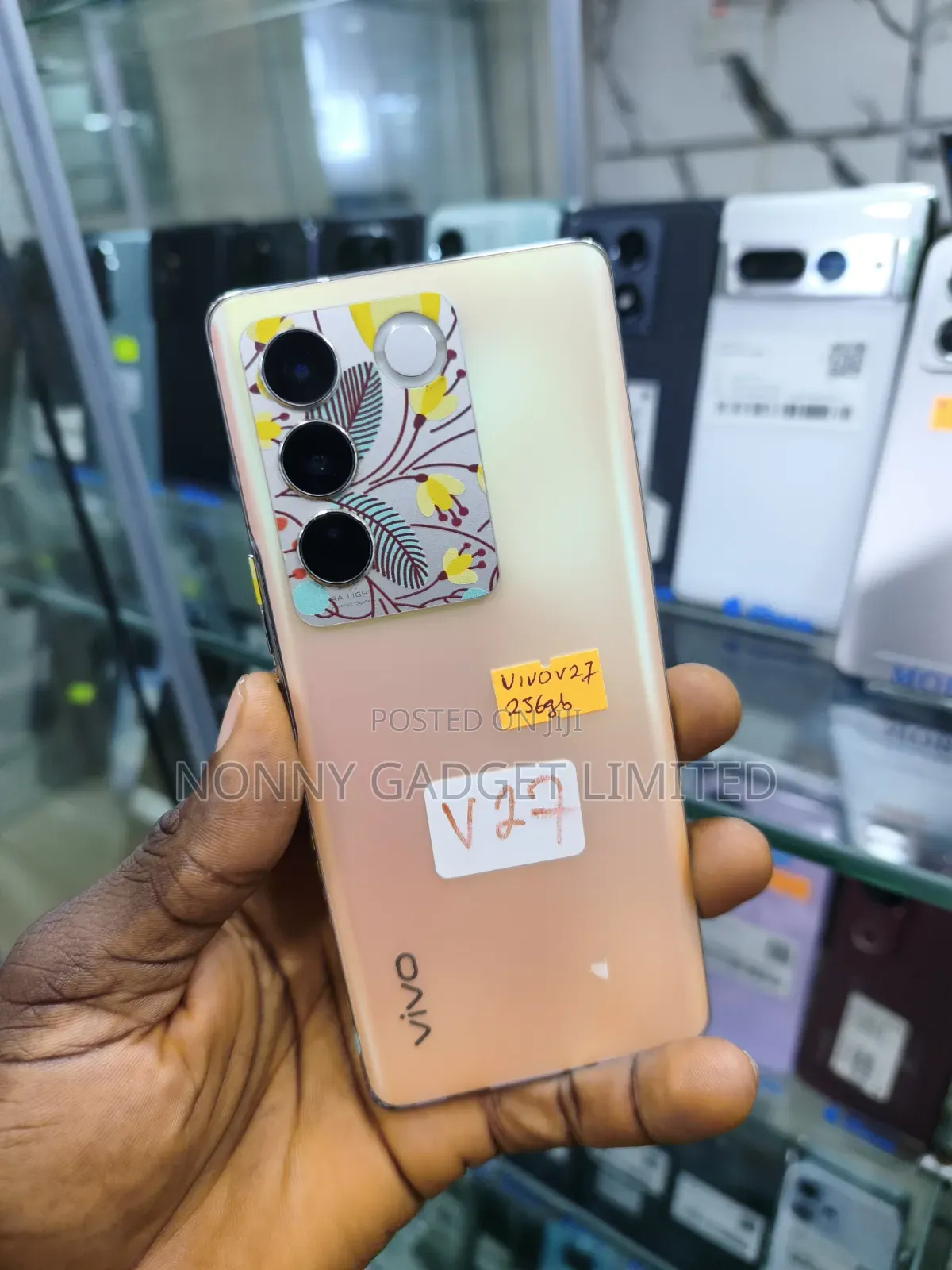 Vivo V27 256 GB Pink