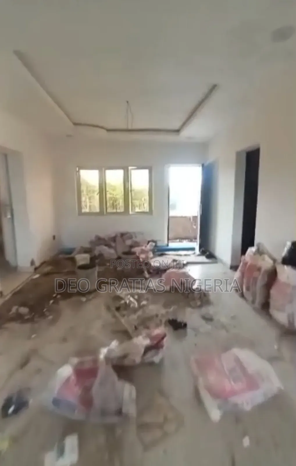 3bdrm Apartment in Wuse Zone for sale