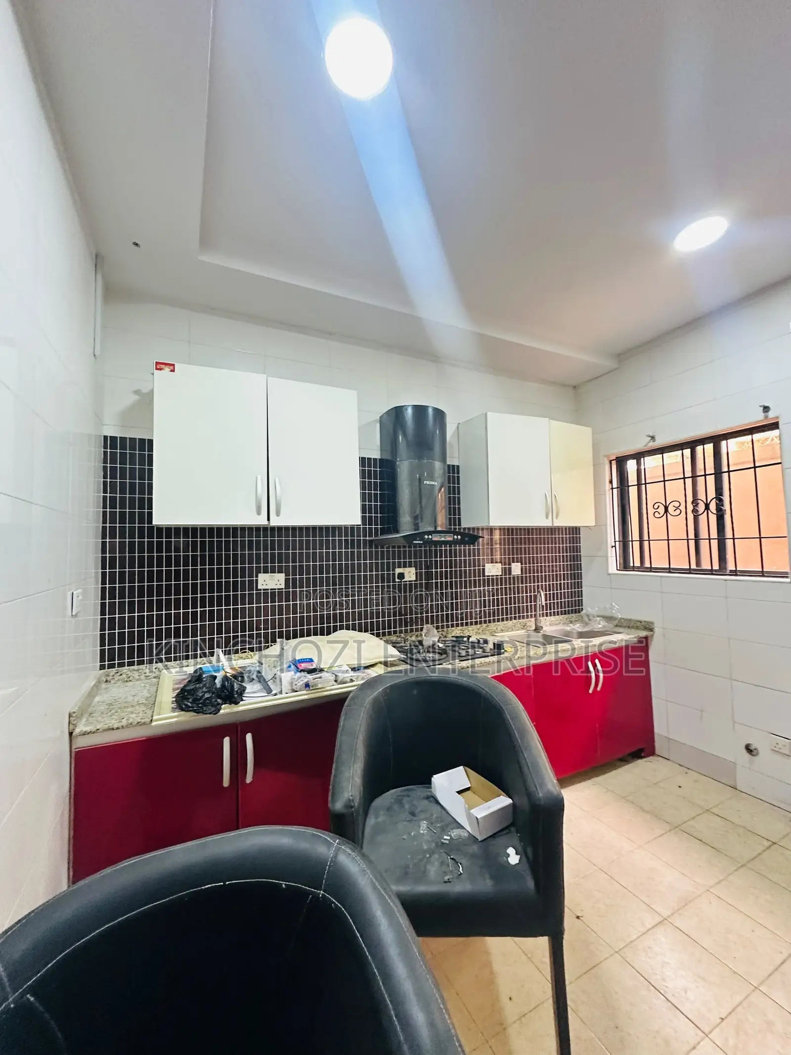 2bdrm Apartment in Lekki Phase 1 for rent