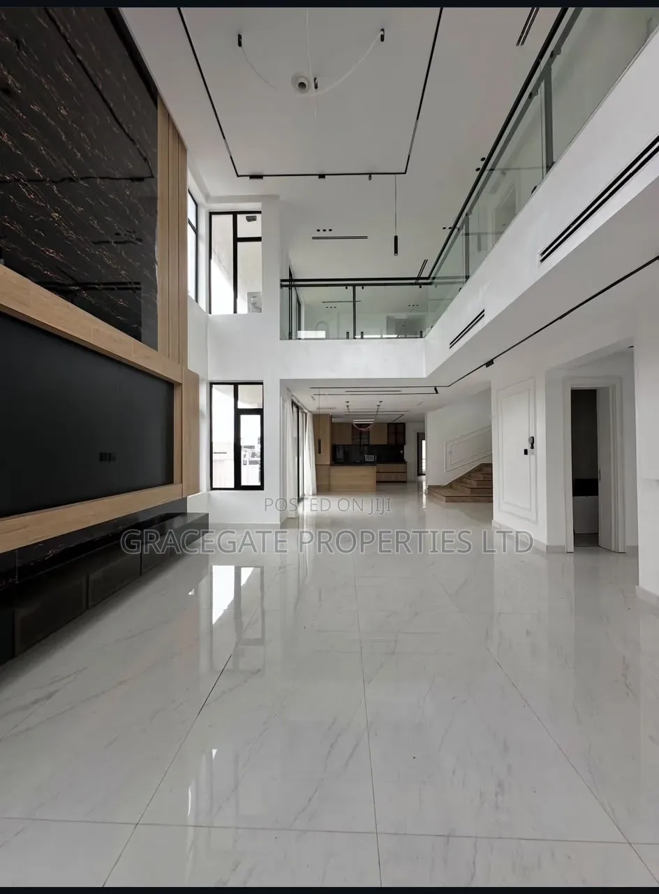 5bdrm Duplex in Apo Resettlement for sale