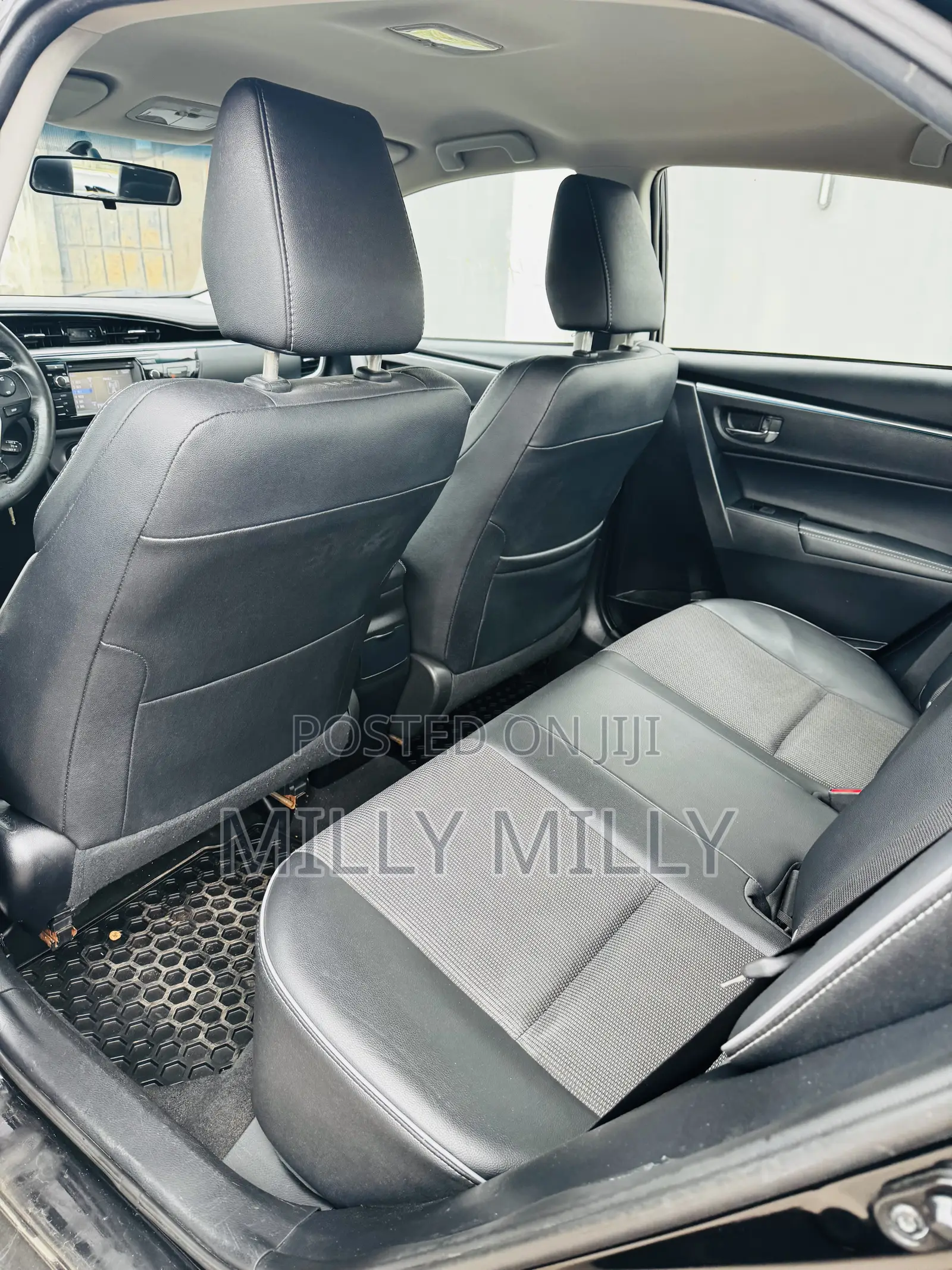 Toyota Corolla 2015 Black