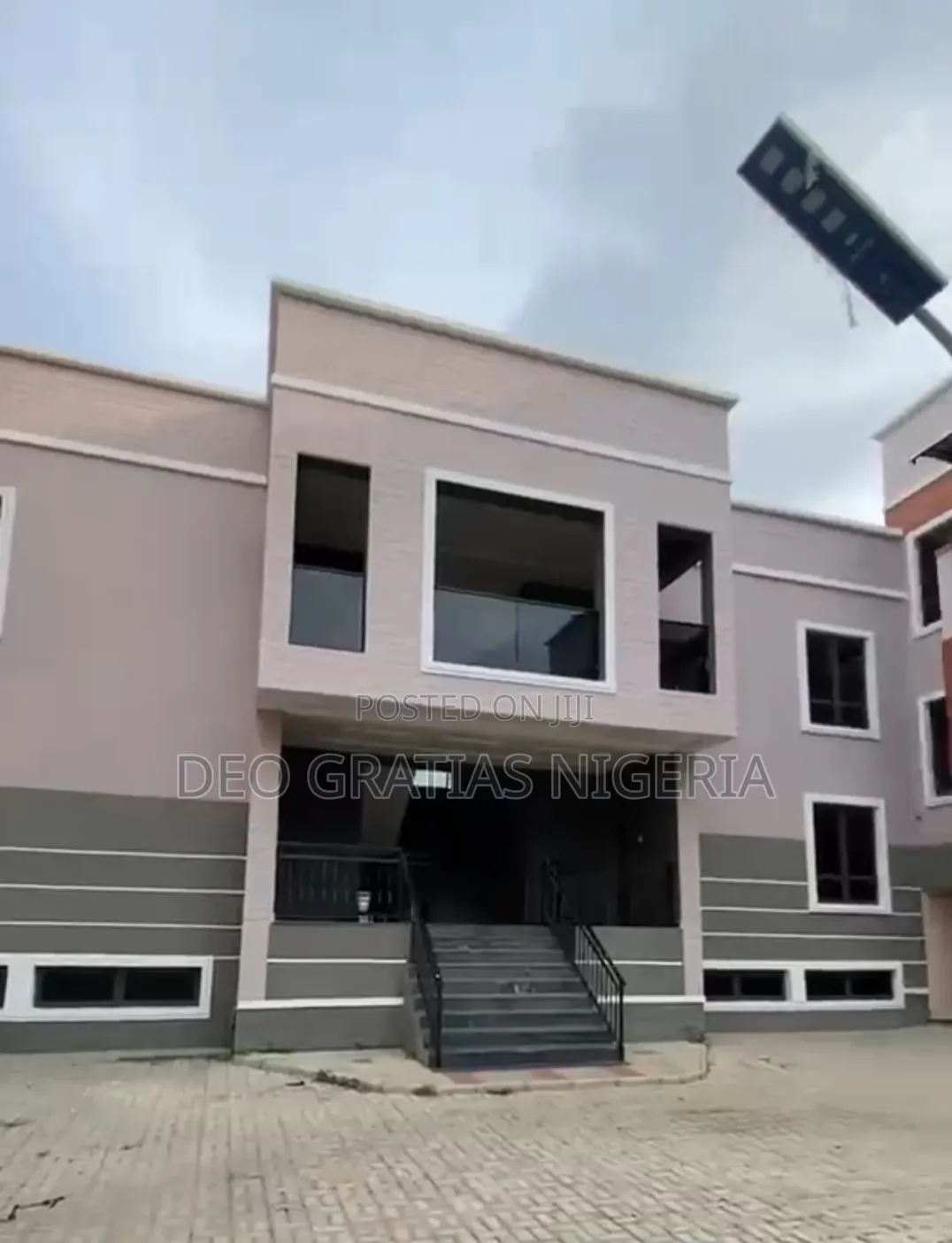 2bdrm Apartment in Estate, Katampe Extension for sale