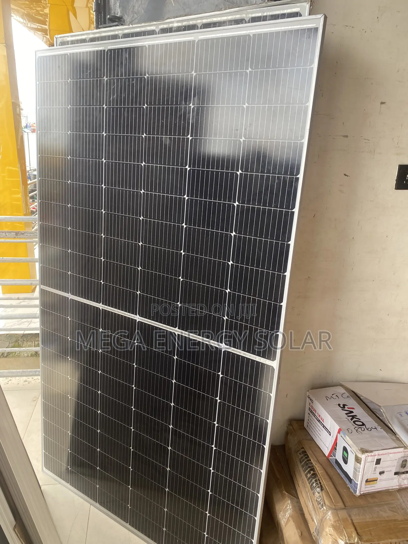 Africell Solar Mono Panels Half Cut 550w