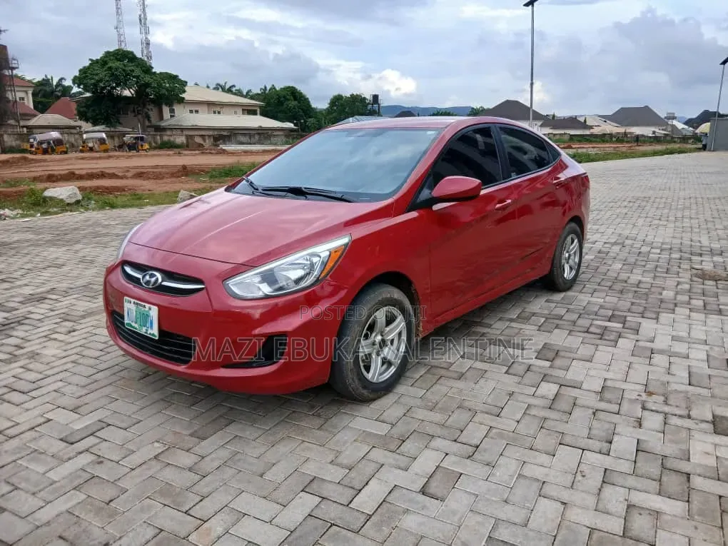 Hyundai Accent 2015 Red