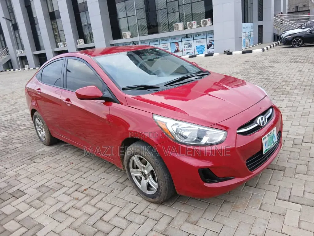Hyundai Accent 2015 Red