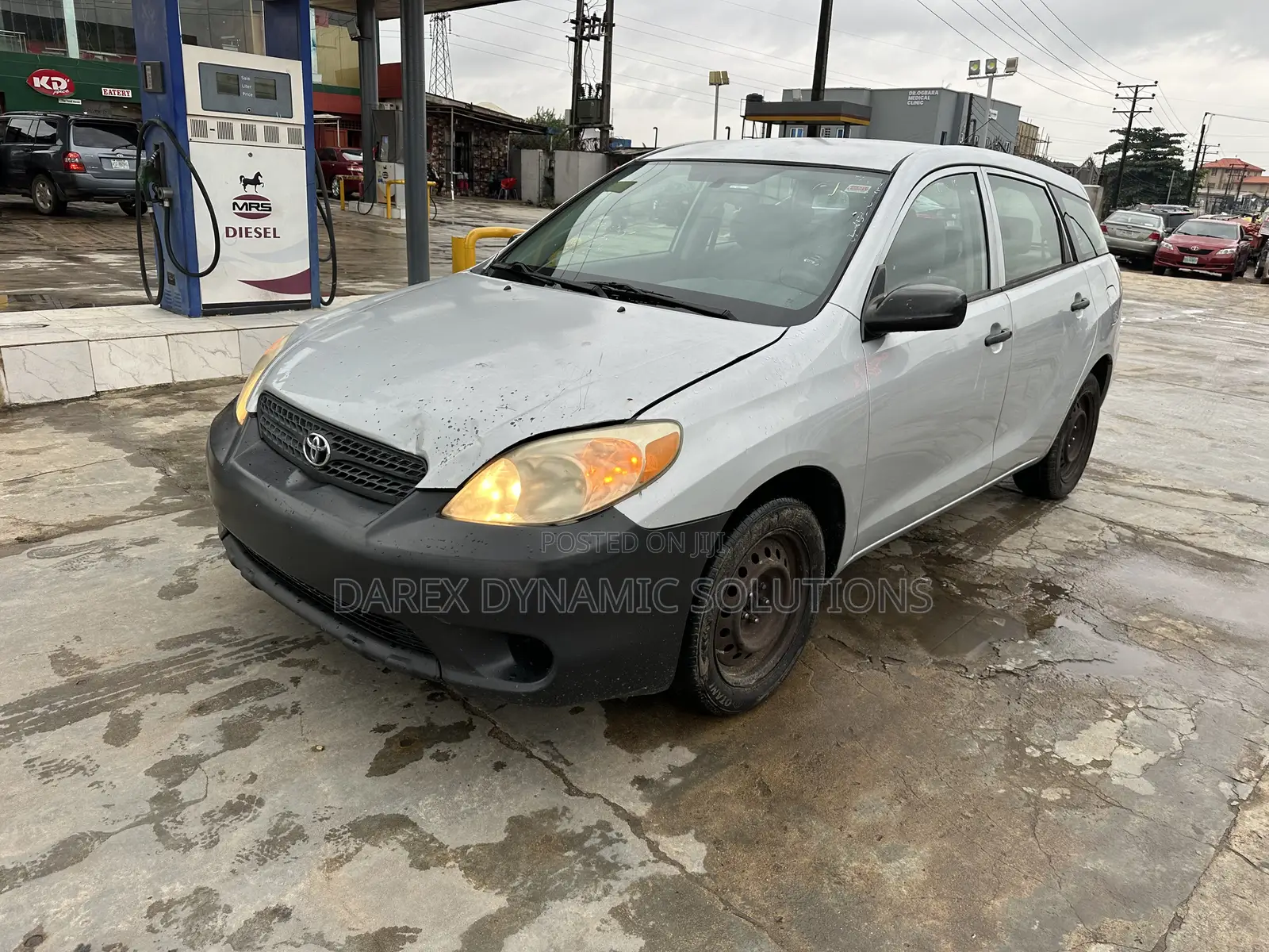 Toyota Matrix Hatchback FWD (1.8L 4cyl 5M) 2008 Silver