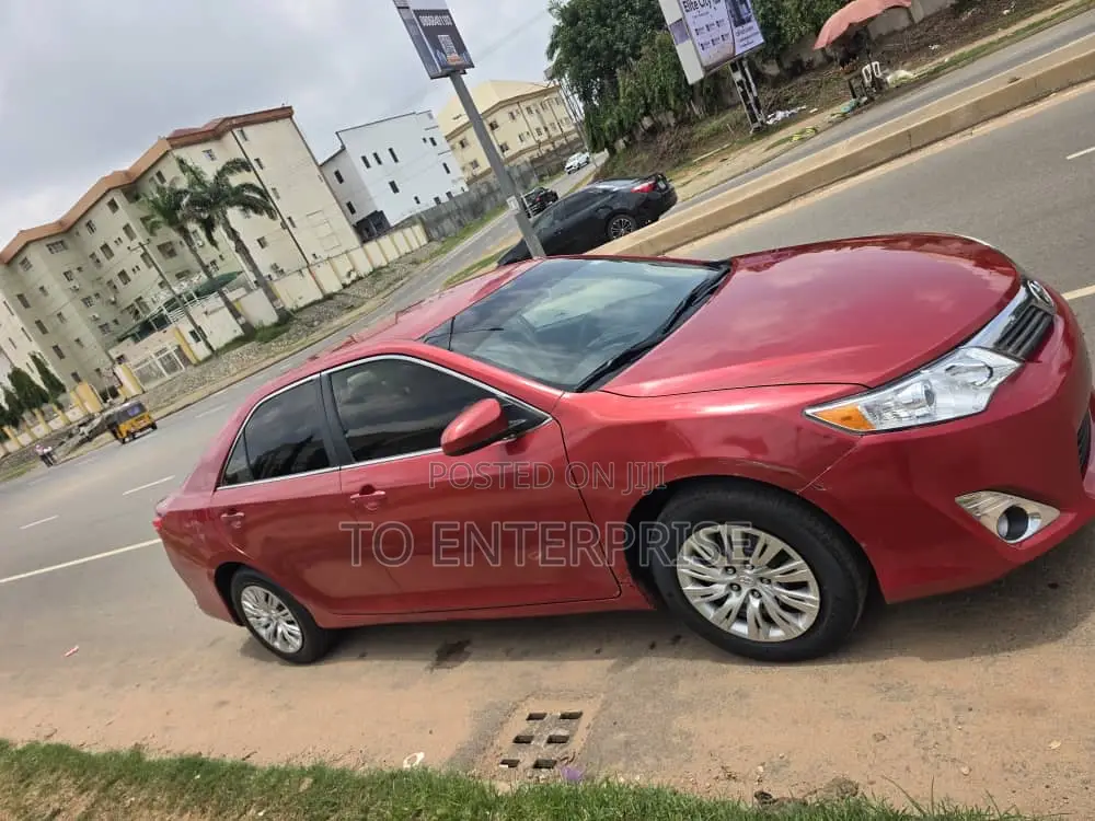 Toyota Camry 2013 Red