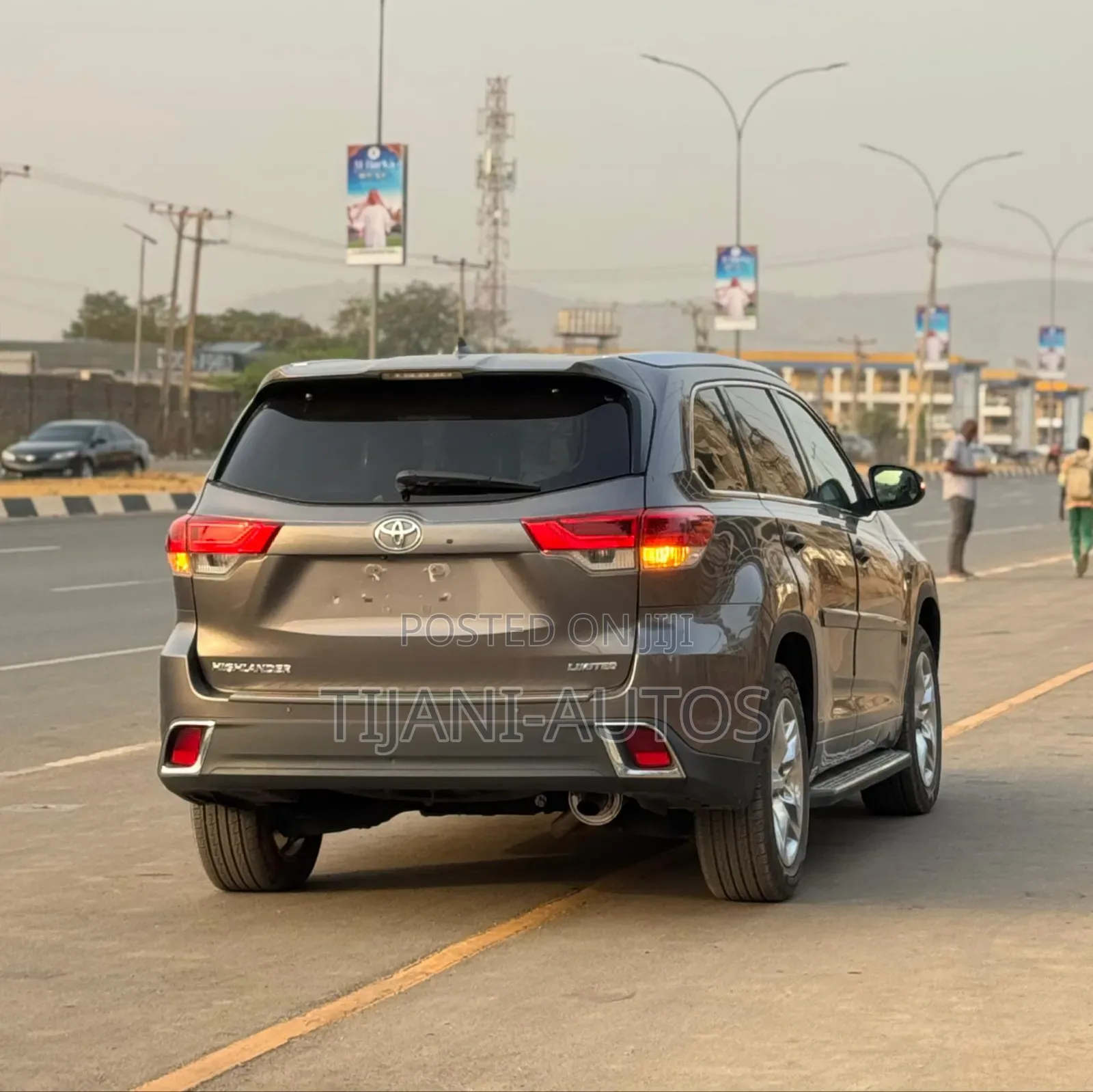 Toyota Highlander 2018 Gold