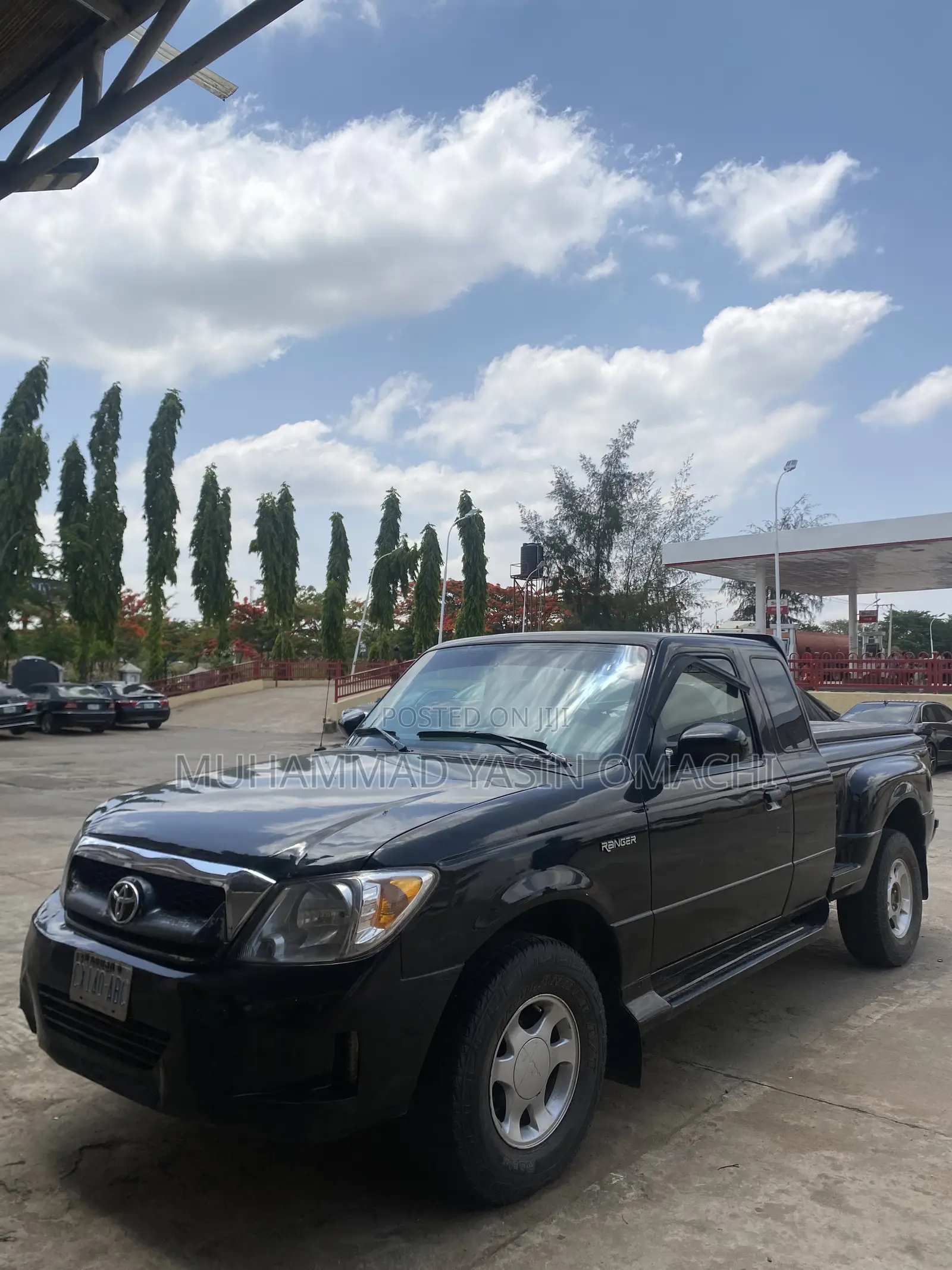 Toyota Hilux Surf 2008 Black