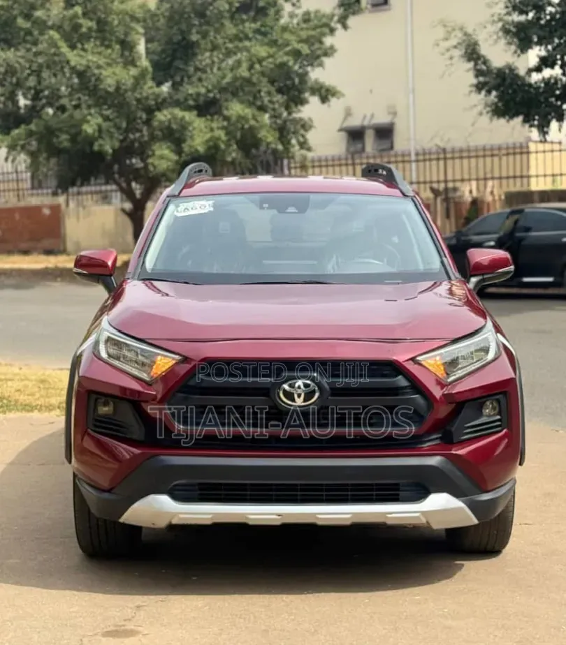 Toyota RAV4 2020 Red