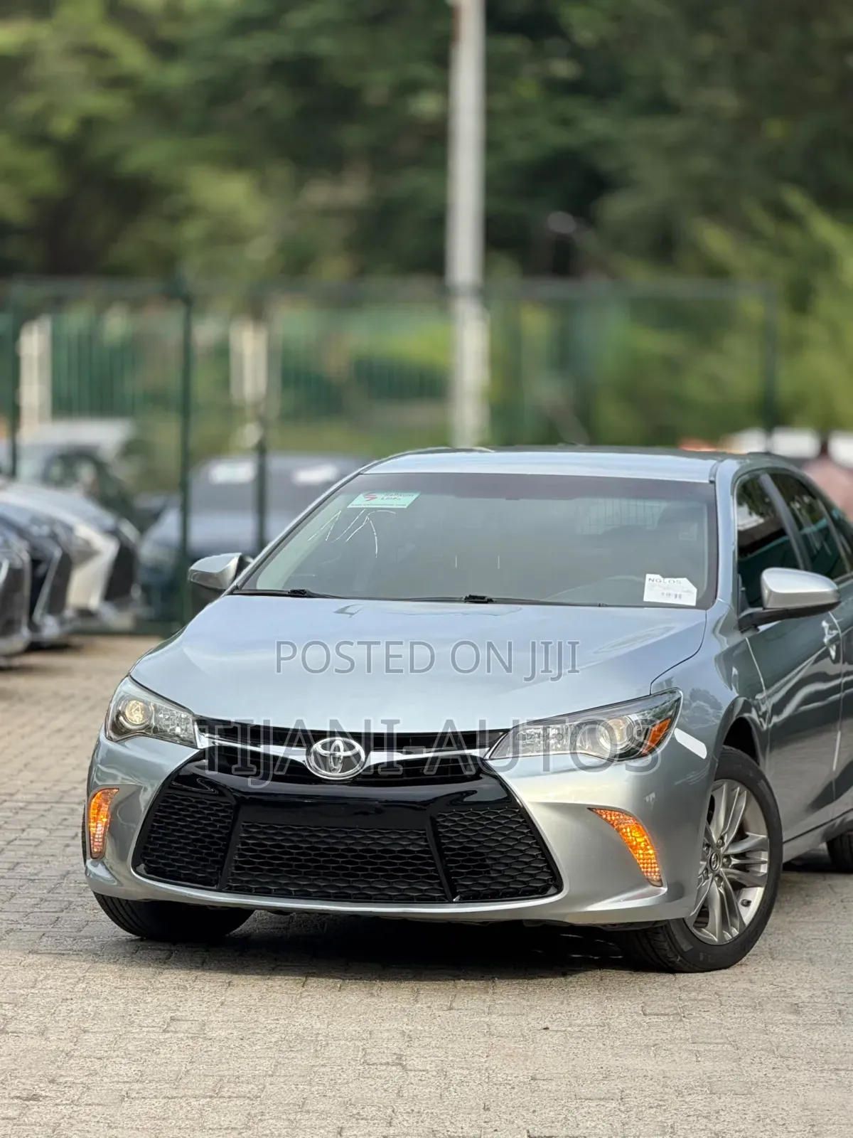 Toyota Camry 2017 Silver