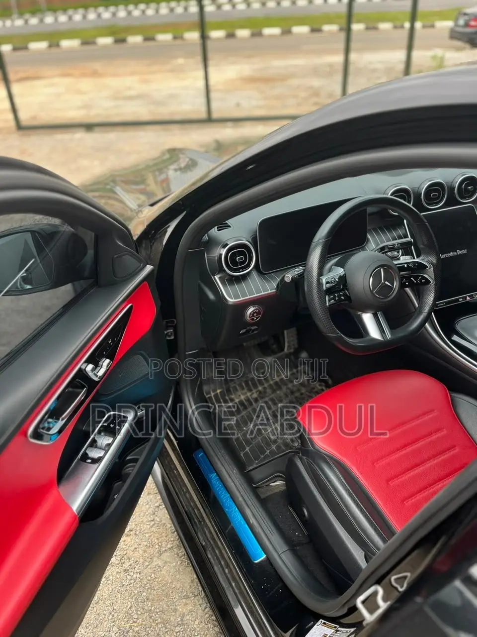 Mercedes-Benz C300 2023 Black