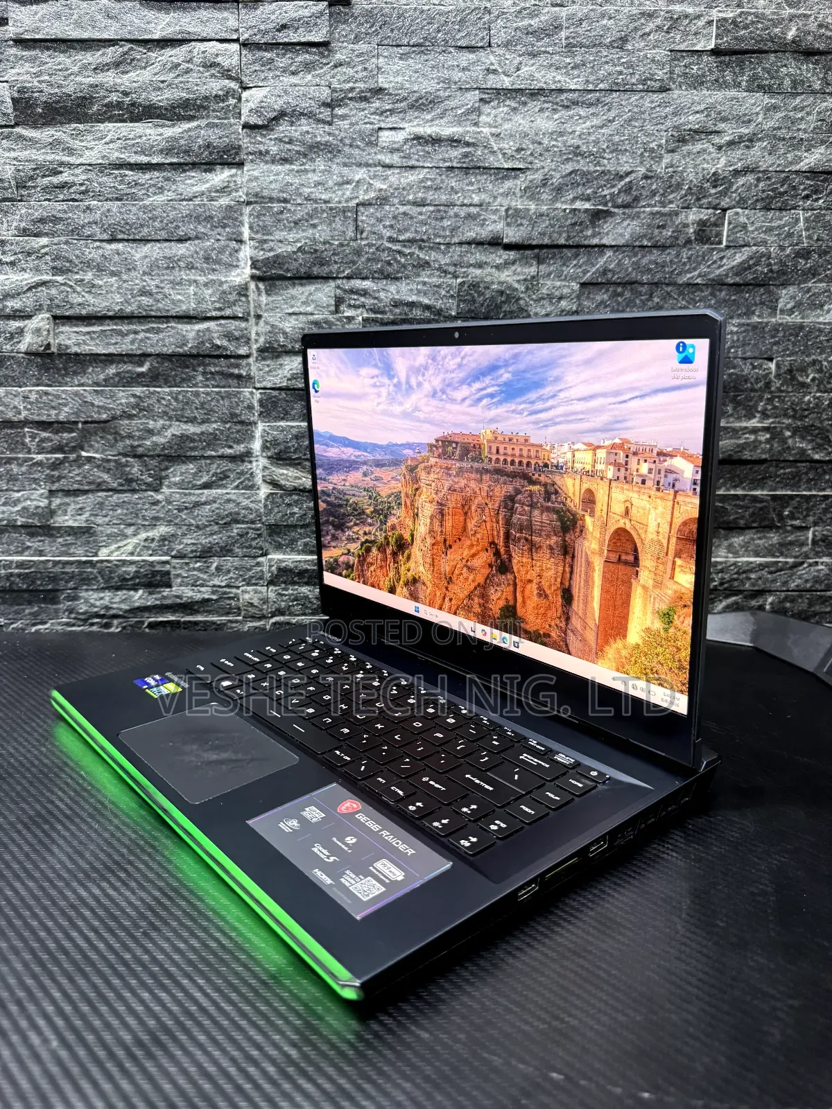 Laptop MSI GE66 Raider 32GB Intel Core i9 SSD 1T