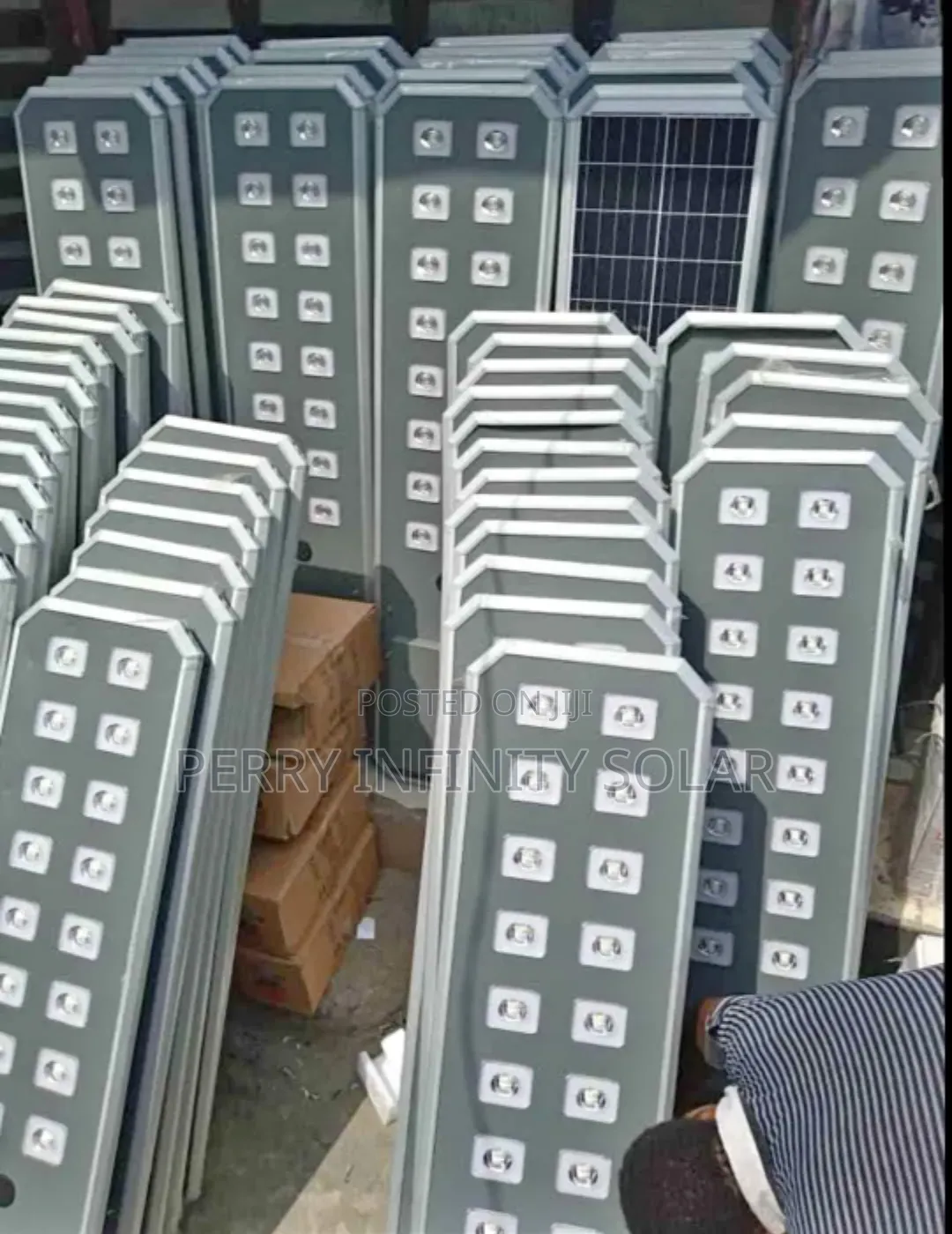 D2 Series 100W 12-Eye Industrial Solar Street Light | All-in-One |In S