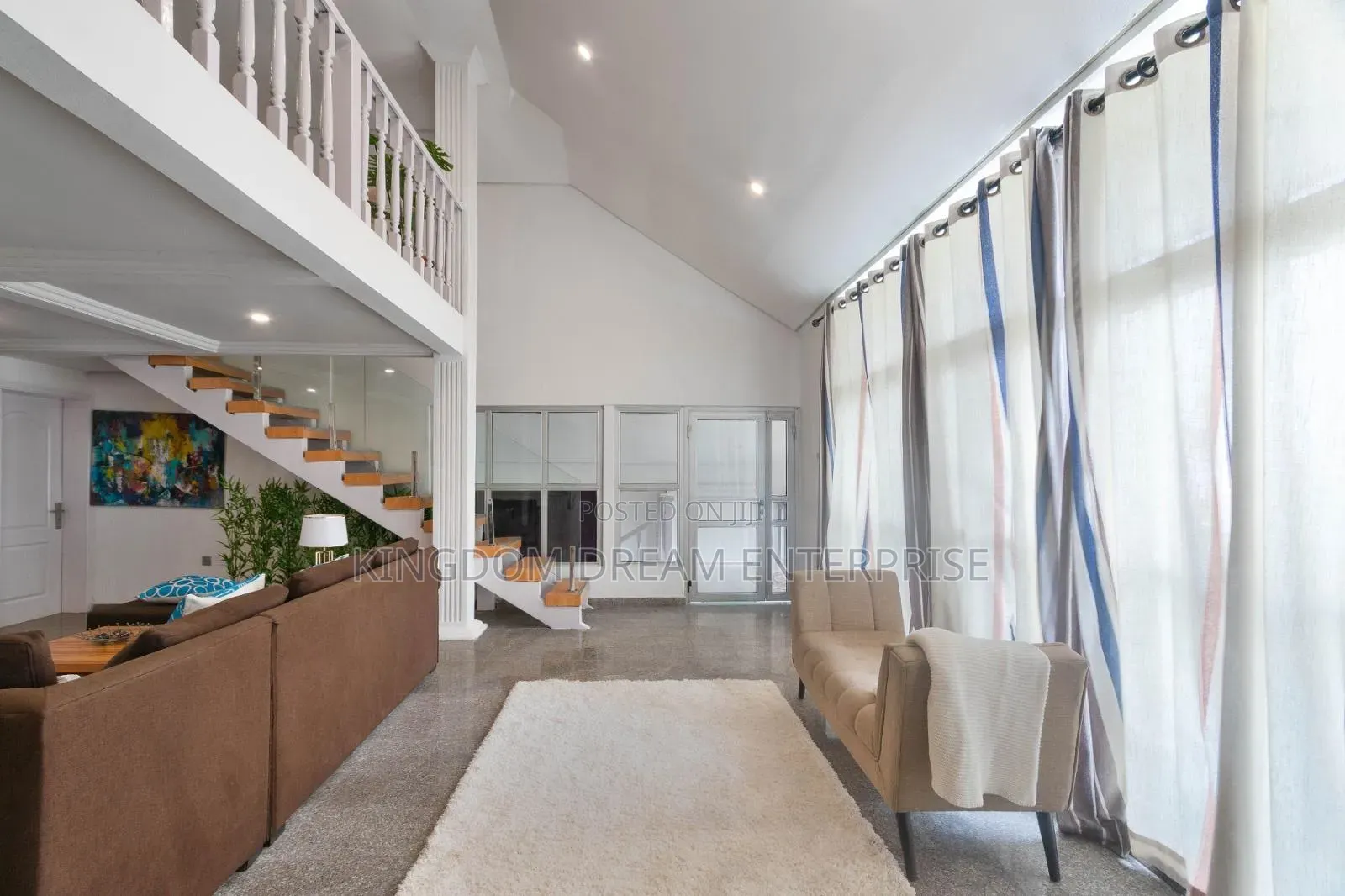 Furnished 4bdrm Apartment in Lekki Phase 1 for rent