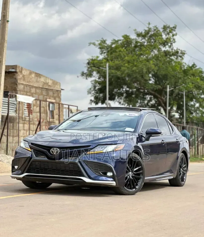 Toyota Camry 2021 Blue