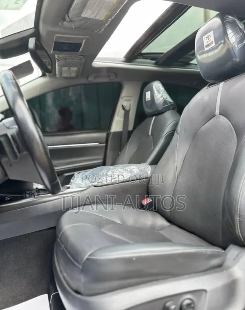 Toyota Camry 2021 Blue