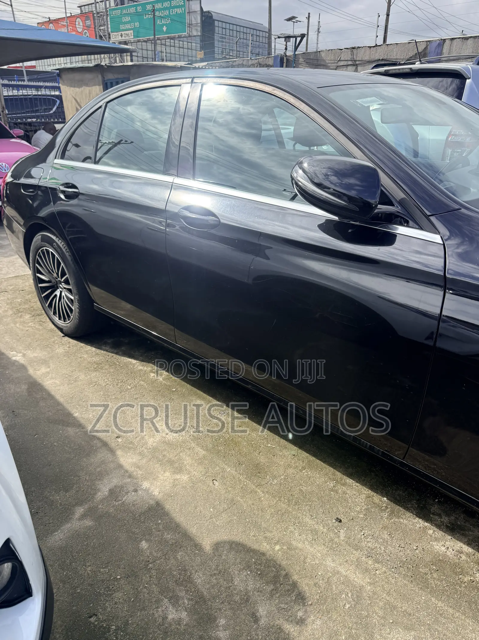 Mercedes-Benz E200 2017 Black