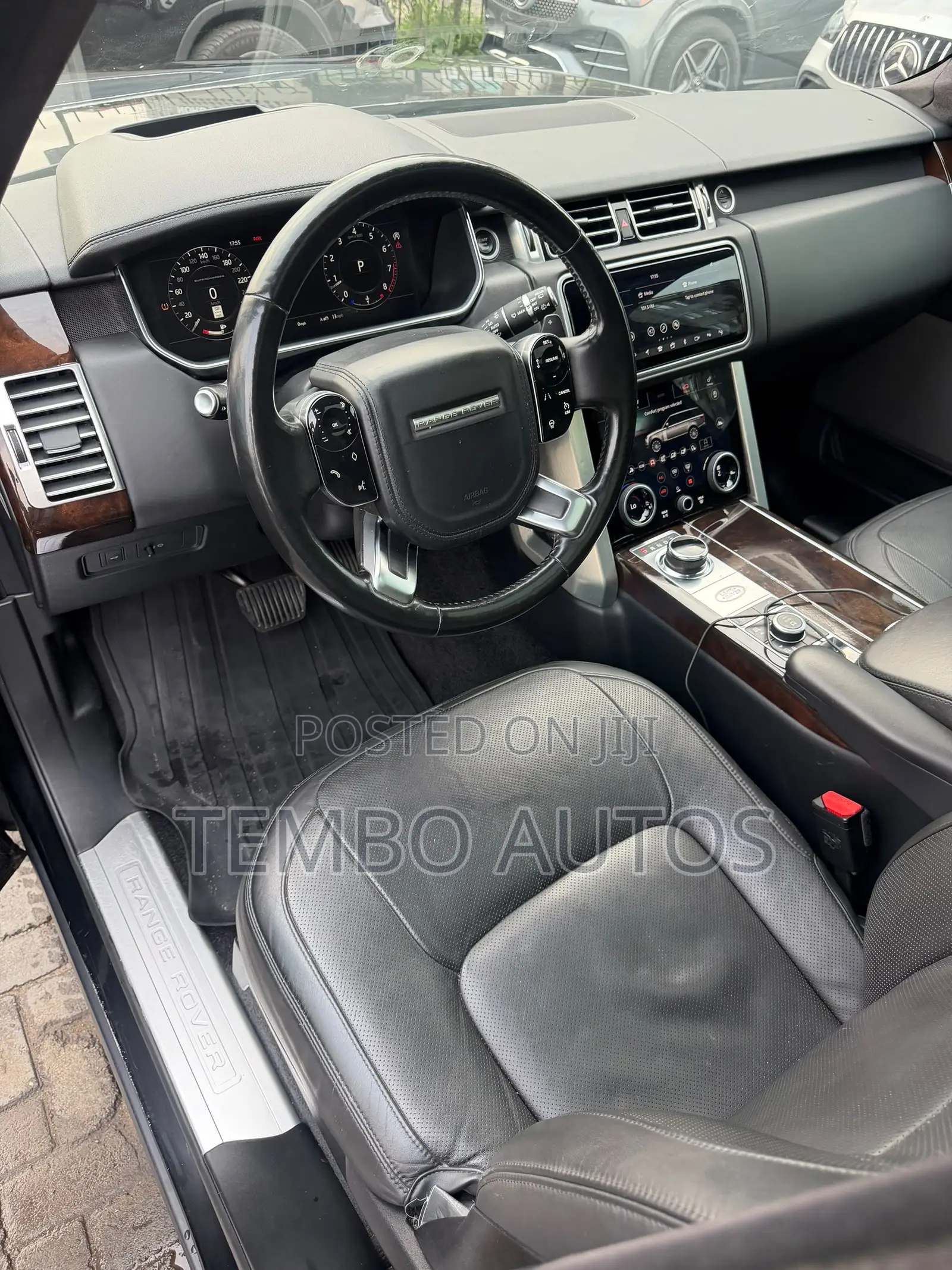 Land Rover Range Rover Vogue 2018 Black