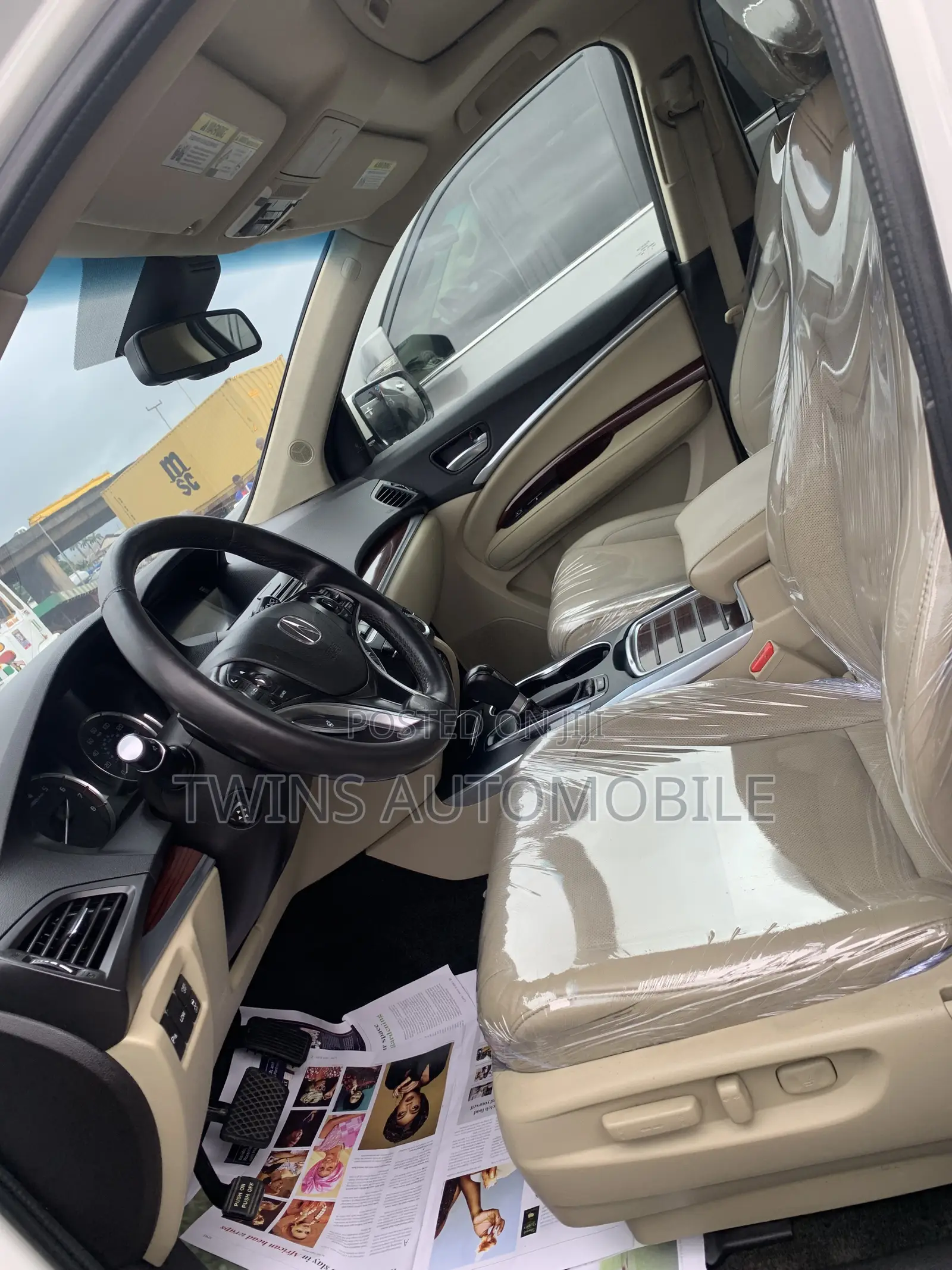Acura MDX Advance and Entertainment Packages 4dr SUV (3.5L 6cyl 6A)