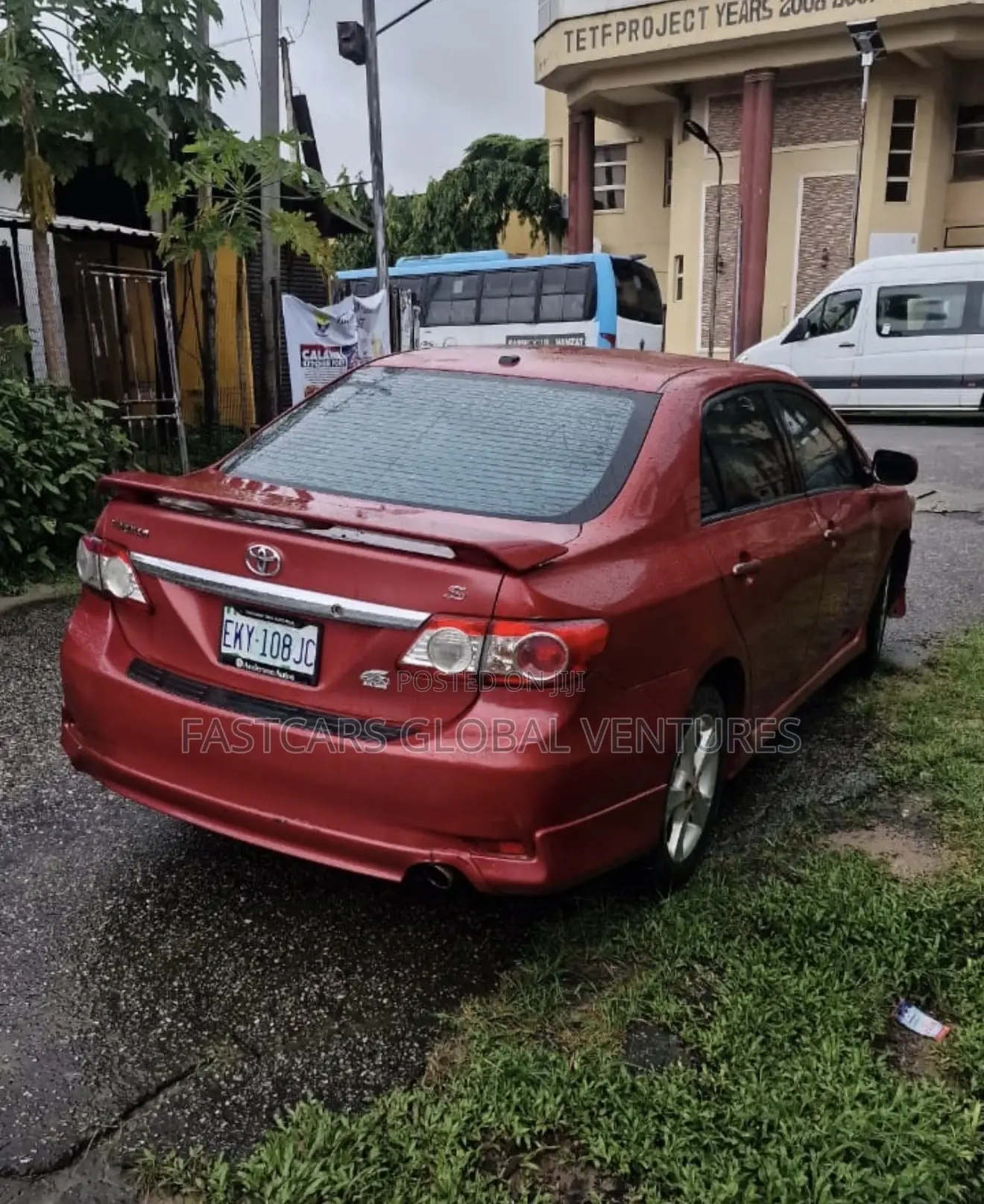 Toyota Corolla S 4dr Sedan (1.8L 4cyl 4A) 2012 Red
