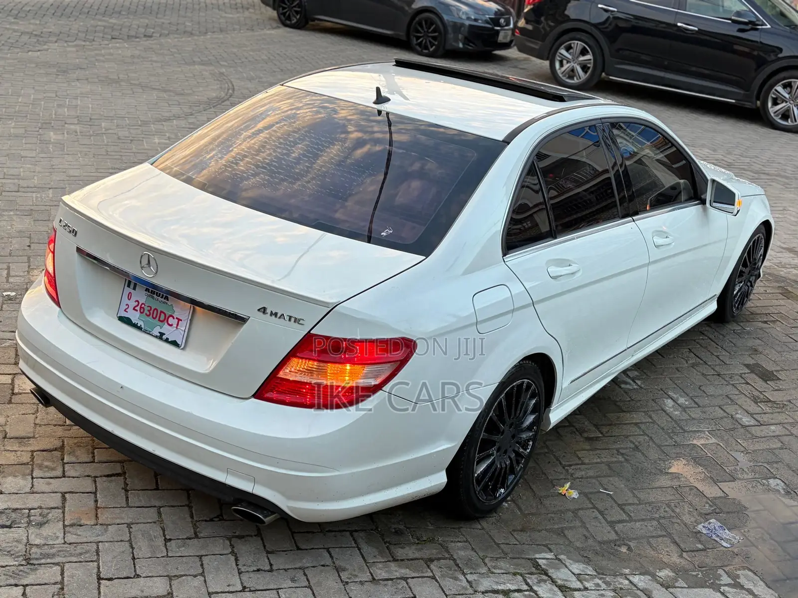 Mercedes-Benz C300 Sport 4Matic Sedan AWD (3.0L 6cyl 7A) 2011 White