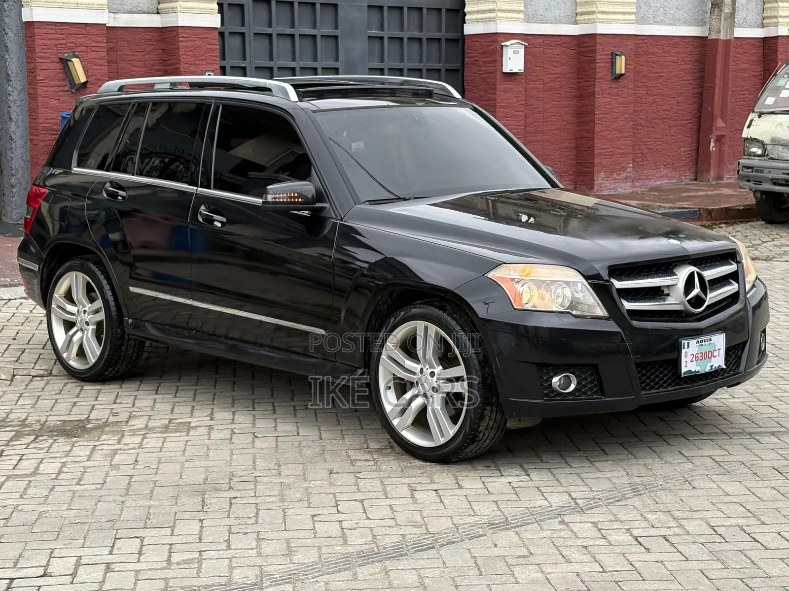 Mercedes-Benz GLK-Class 350 4MATIC 2011 Black