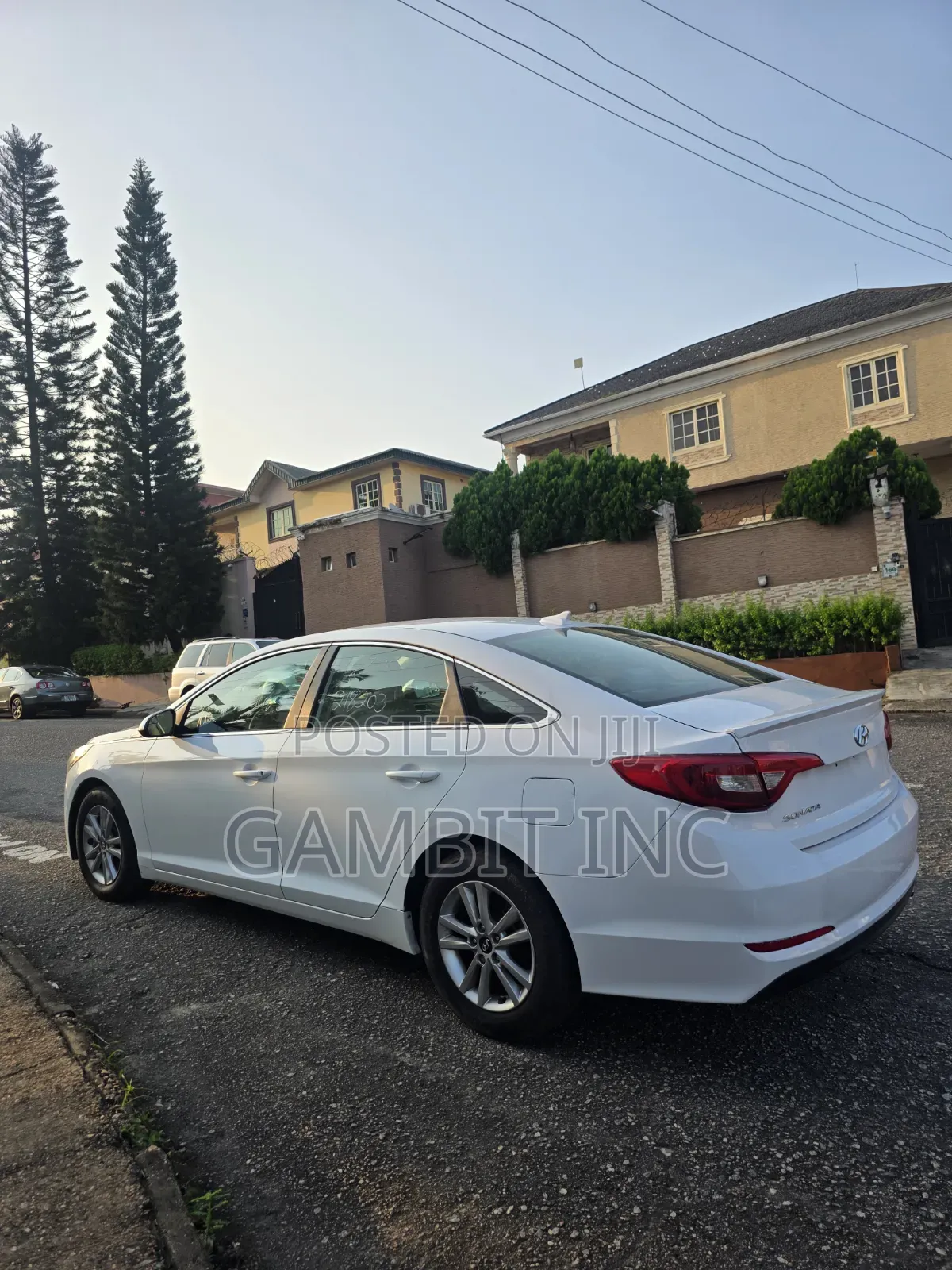 Hyundai Sonata SE 4dr Sedan (2.4L 4cyl 6A) 2015 White