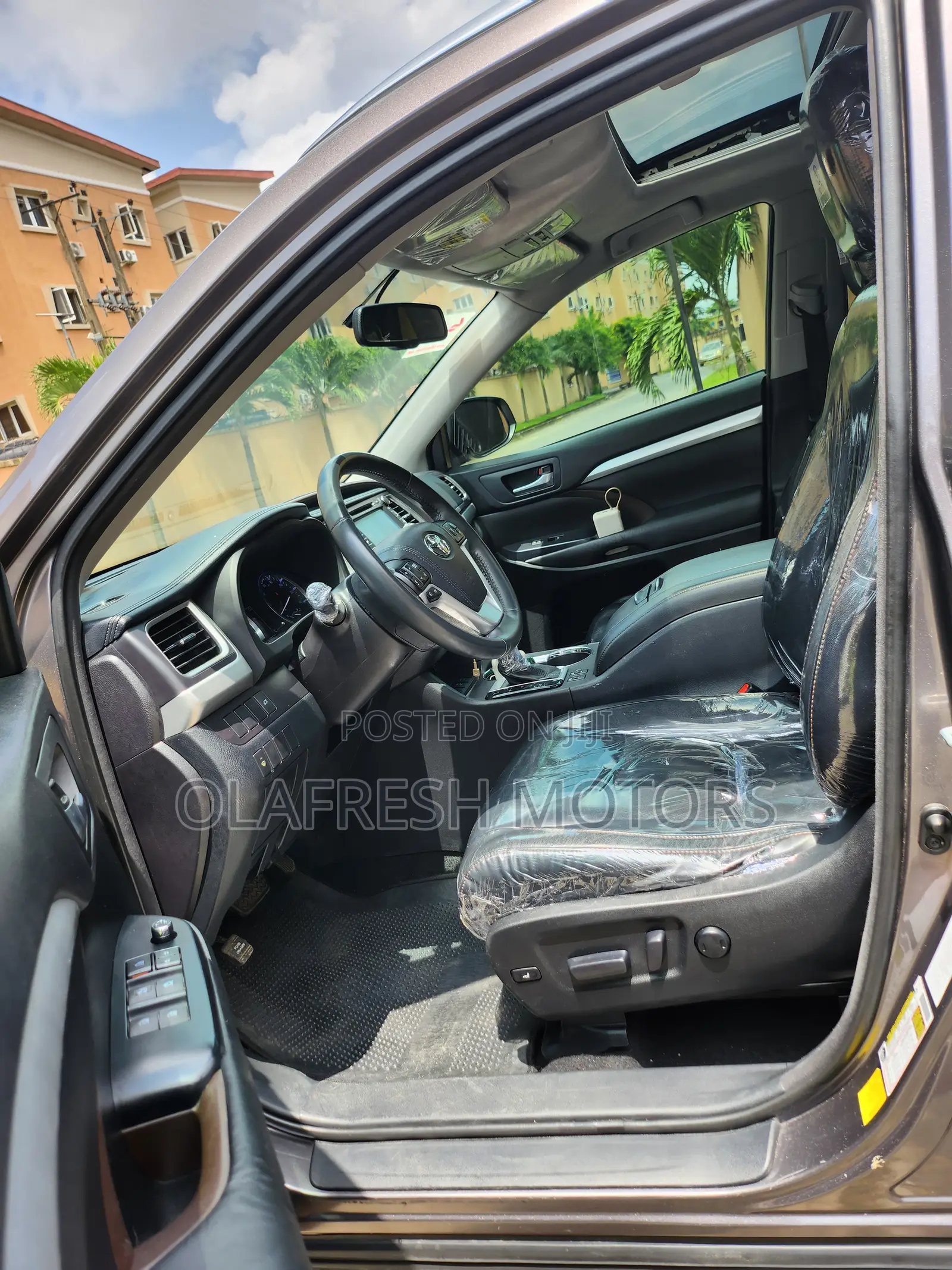Toyota Highlander XLE V6 4x2 (3.5L 6cyl 6A) 2016 Gray