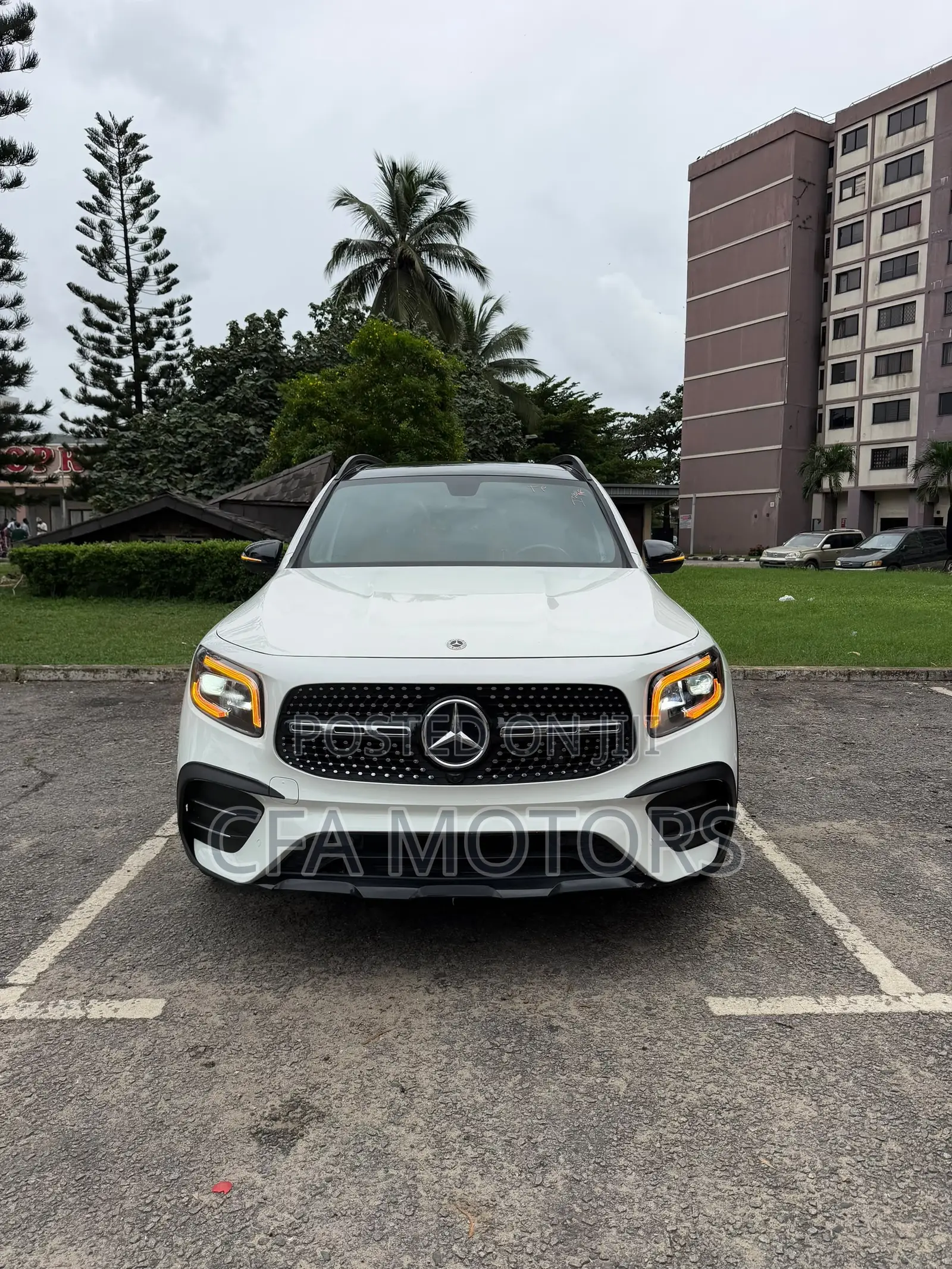 Mercedes-Benz GLB-Class GLB 250 4MATIC 2022 White
