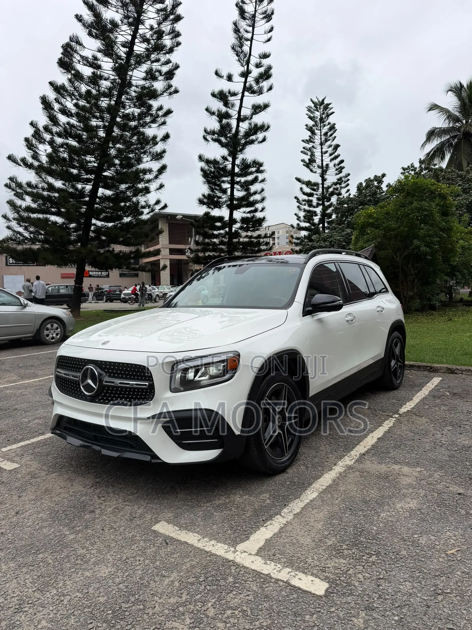 Mercedes-Benz GLB-Class GLB 250 4MATIC 2022 White