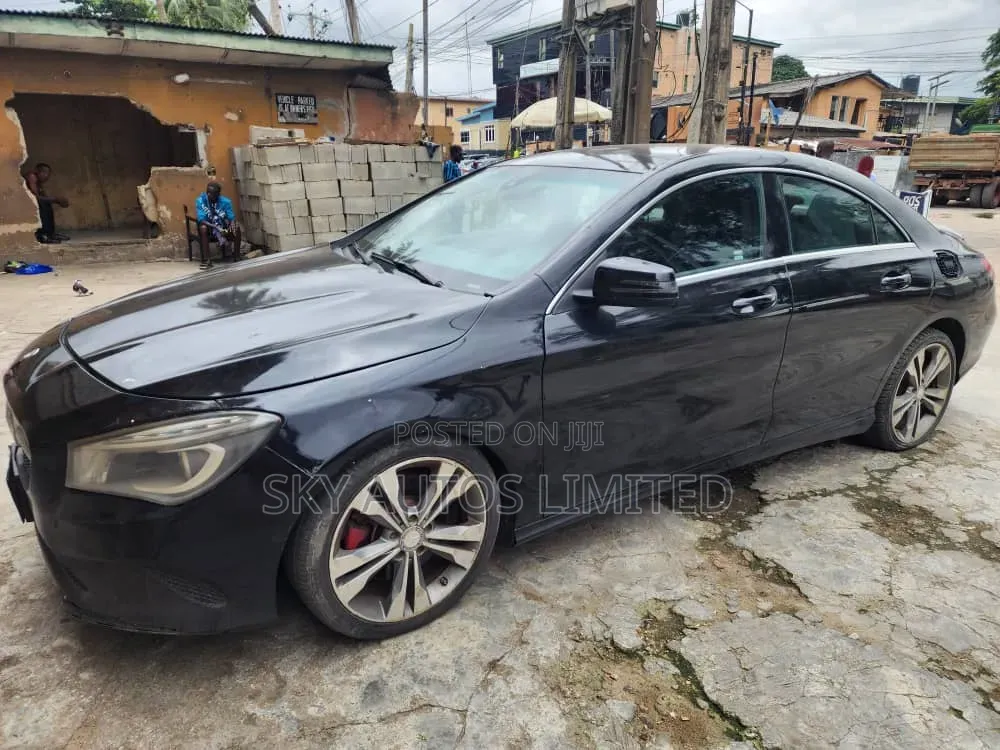 Mercedes-Benz C-Class 2016 Black