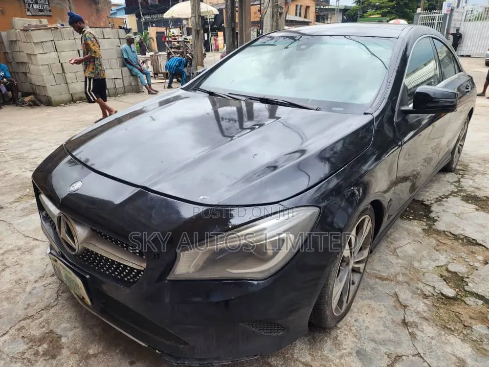 Mercedes-Benz C-Class 2016 Black
